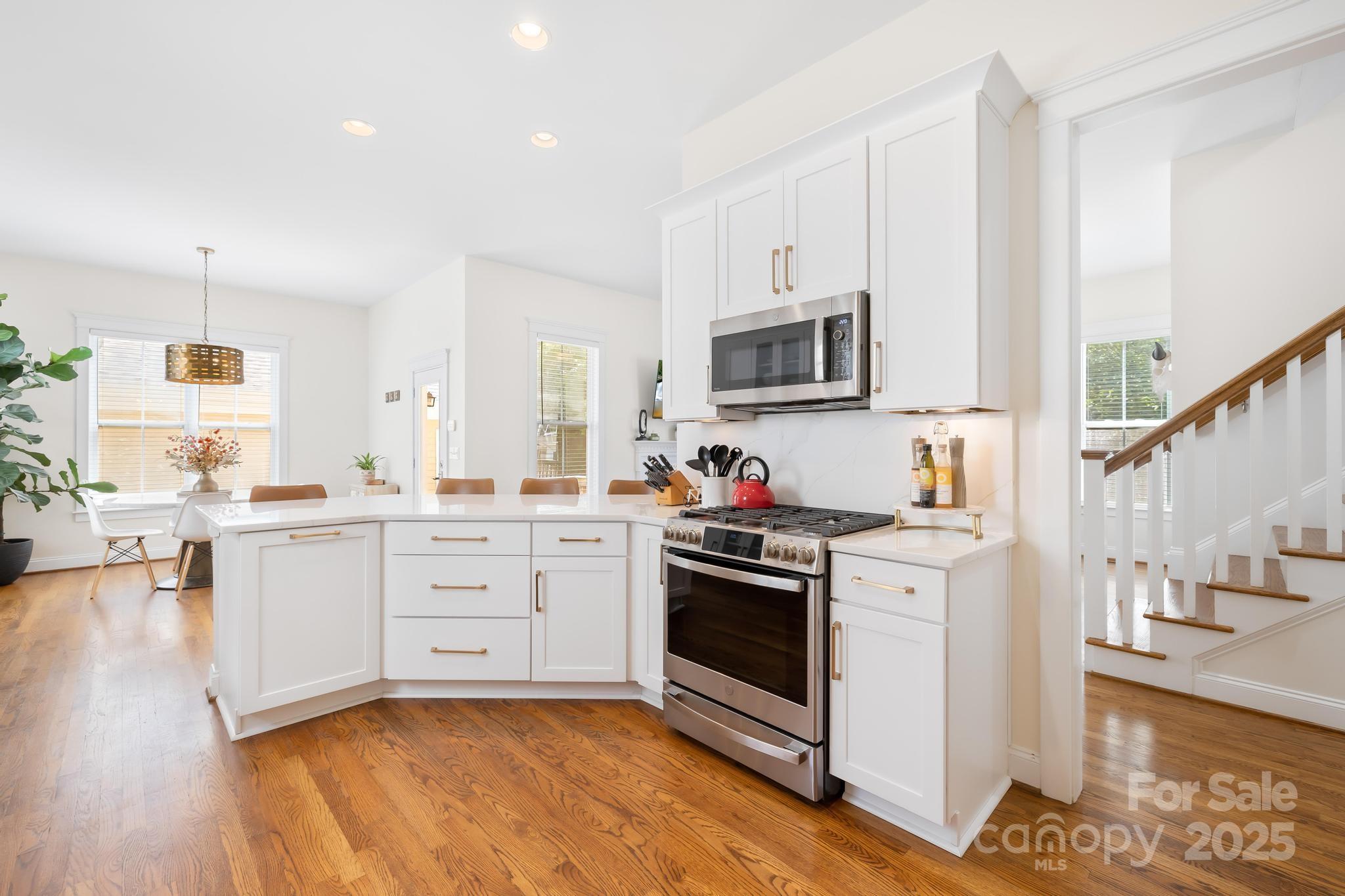 119 W Morehouse Avenue Property Photo 12