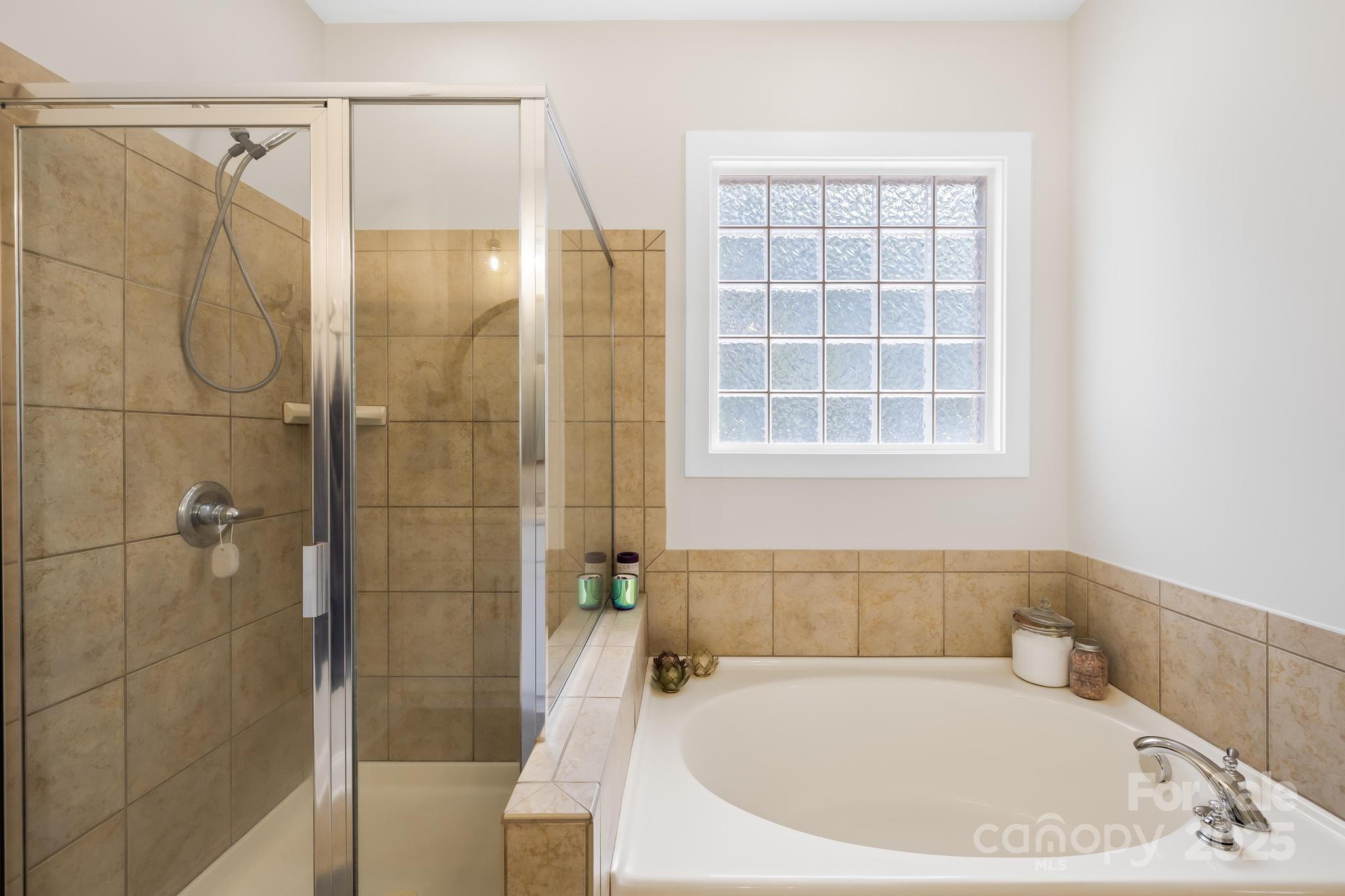 119 W Morehouse Avenue Property Photo 28