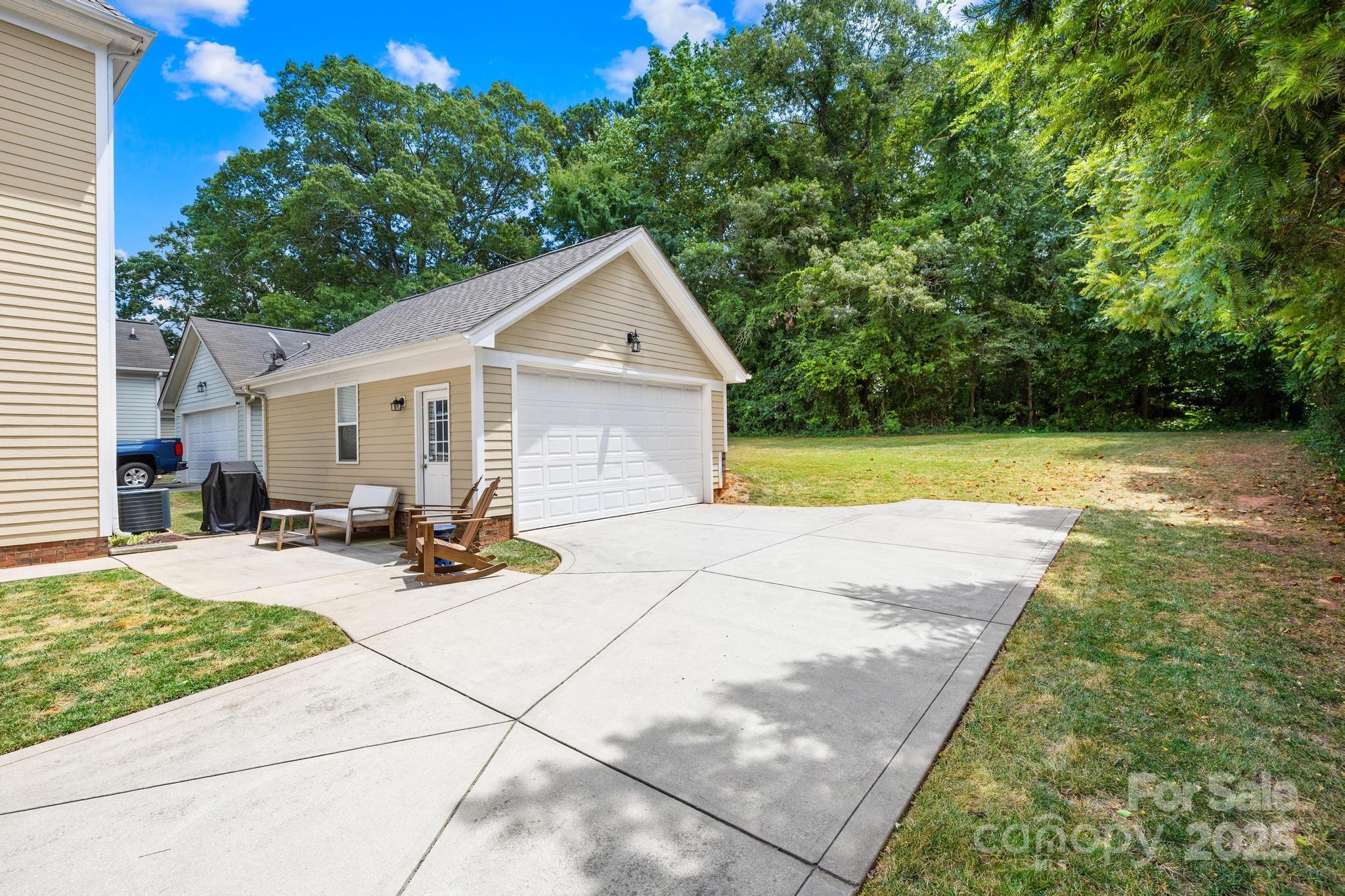 119 W Morehouse Avenue Property Photo 32