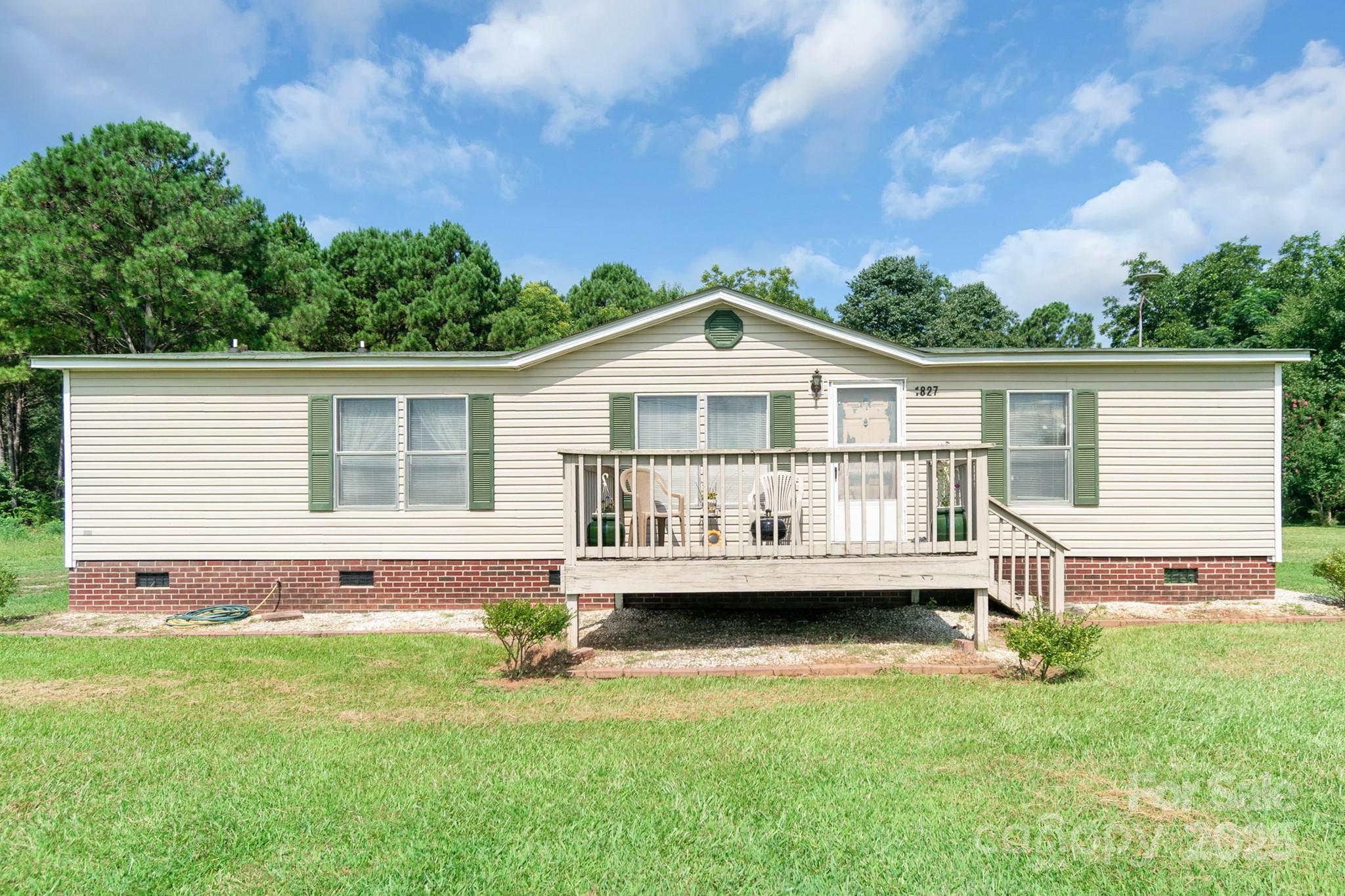 1827 Brown Road Property Photo 1
