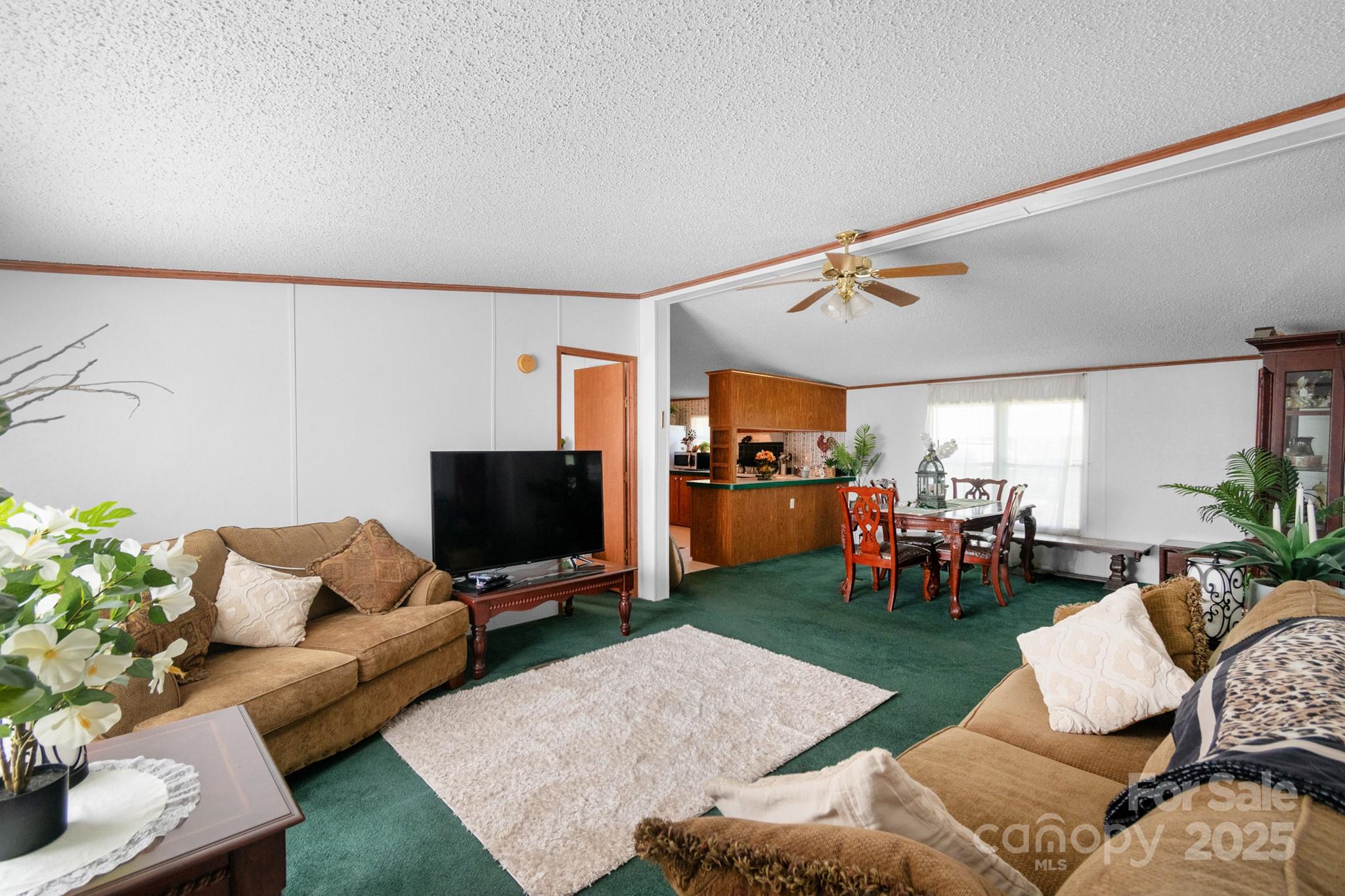 1827 Brown Road Property Photo 6
