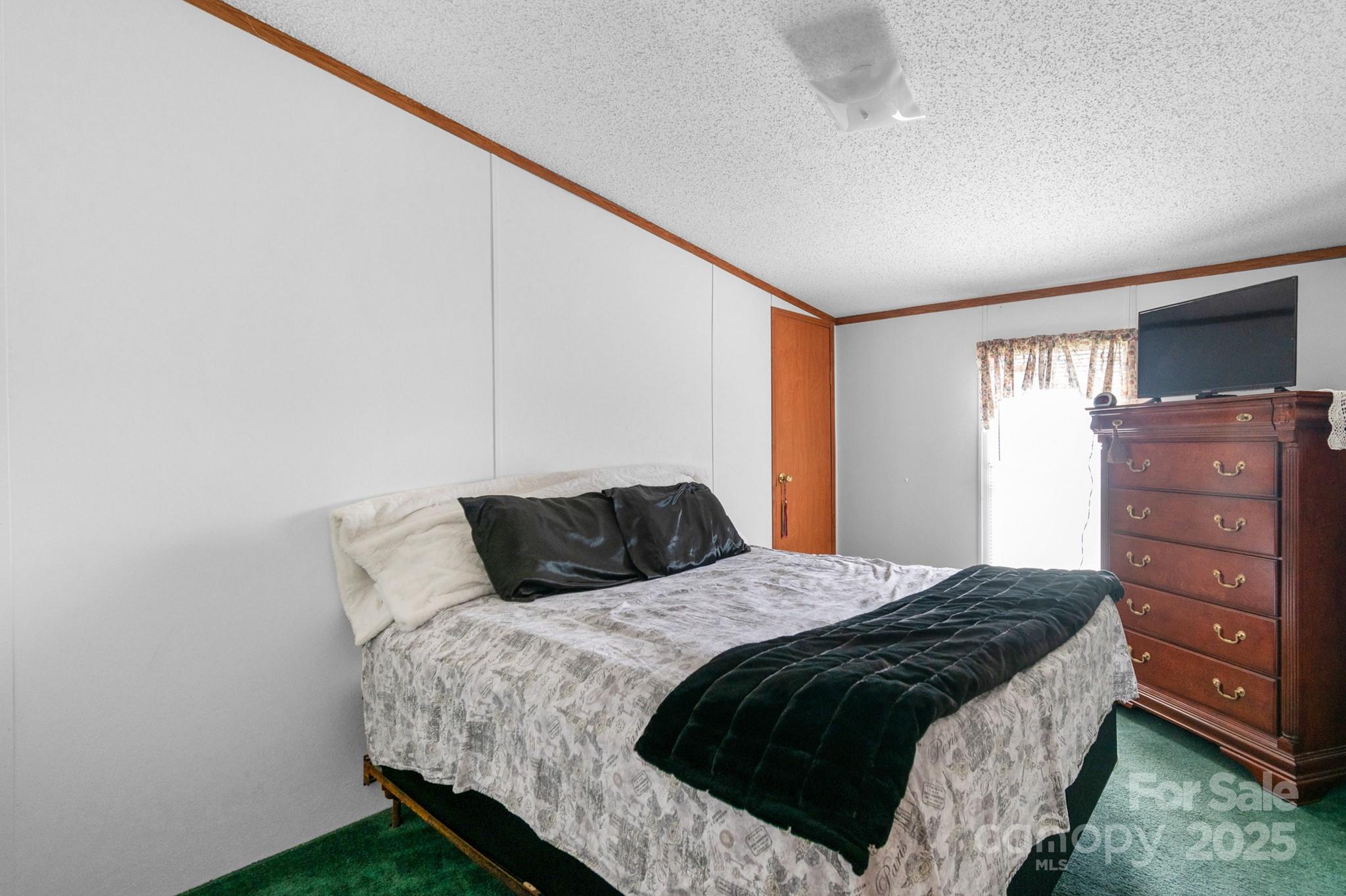 1827 Brown Road Property Photo 12