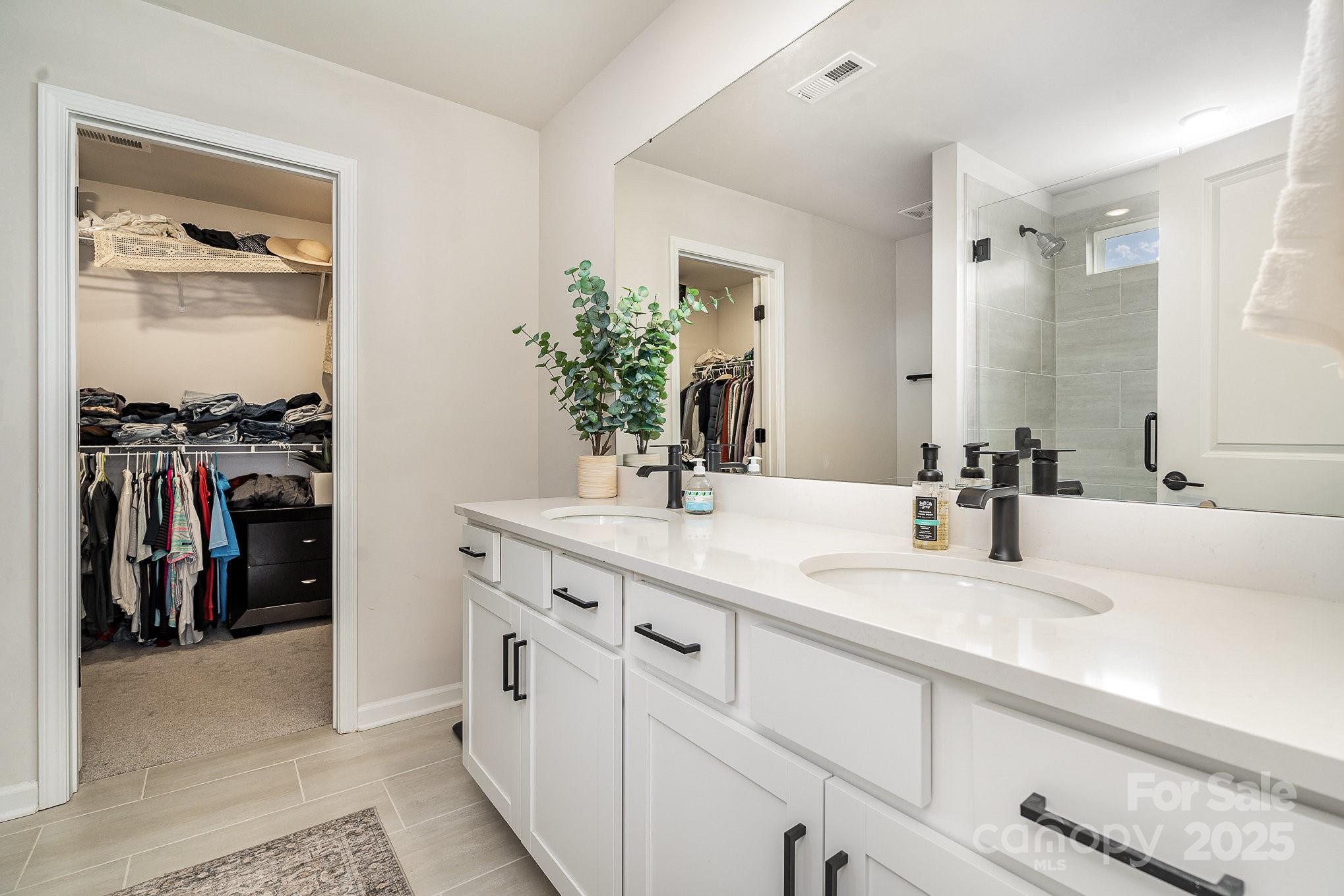 16018 River Tree Lane Property Photo 17