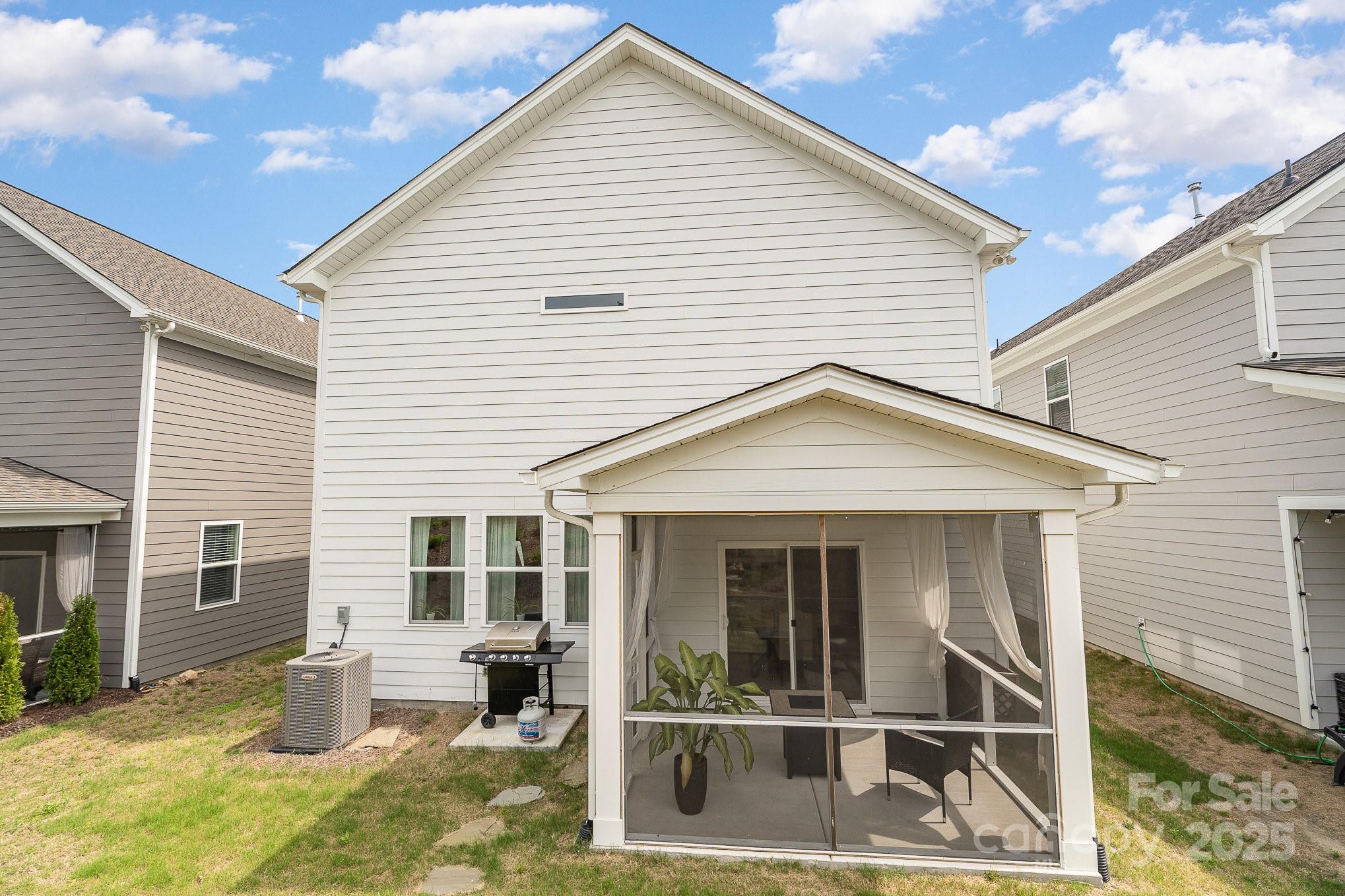 16018 River Tree Lane Property Photo 27