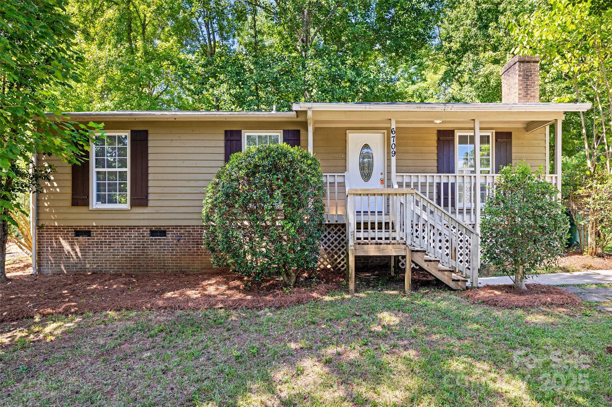 6709 Accrington Court Property Photo 1