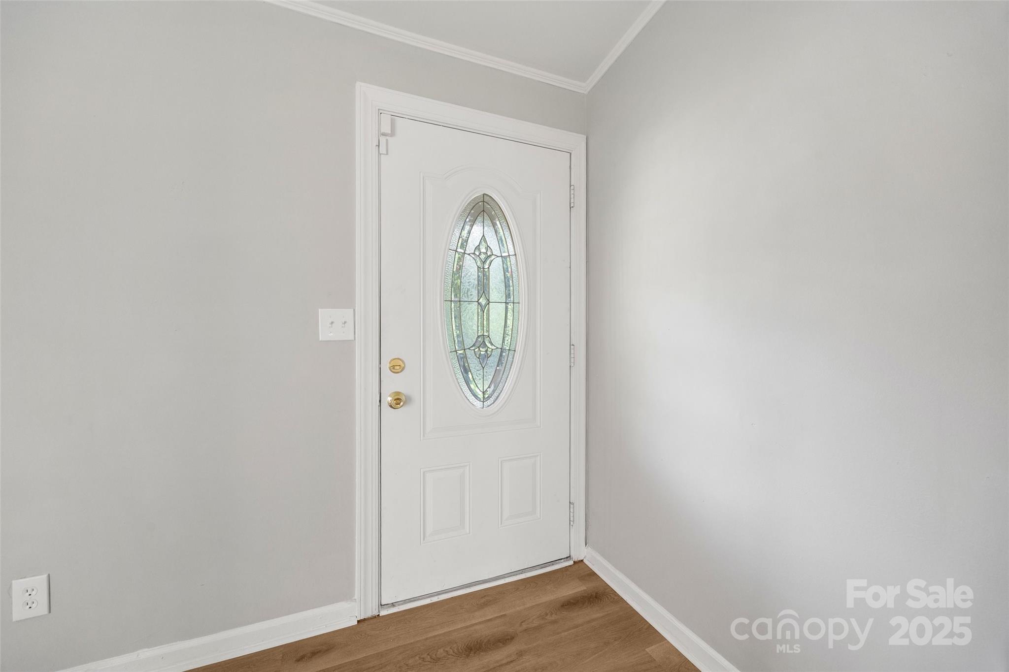 6709 Accrington Court Property Photo 4