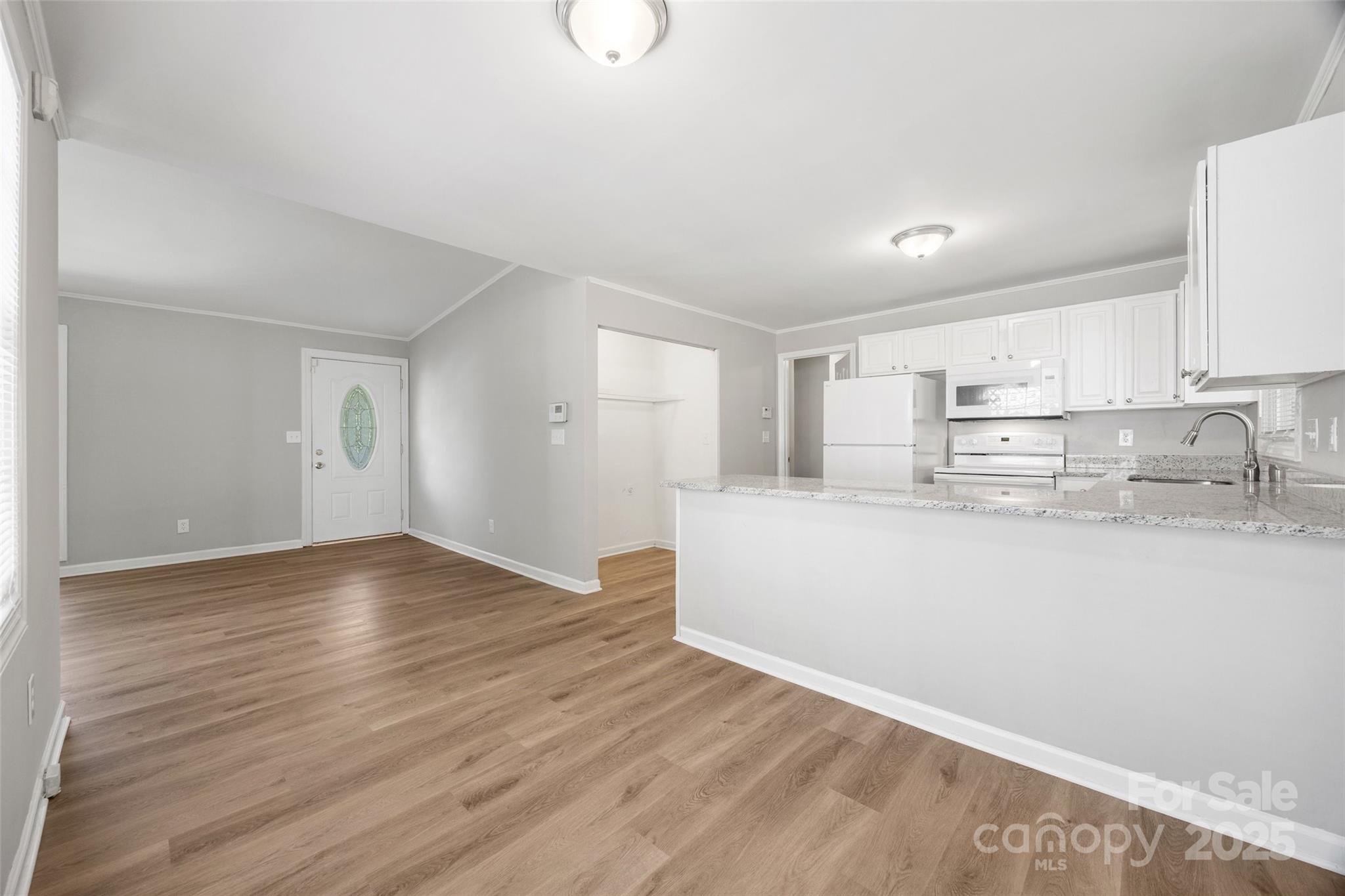 6709 Accrington Court Property Photo 10