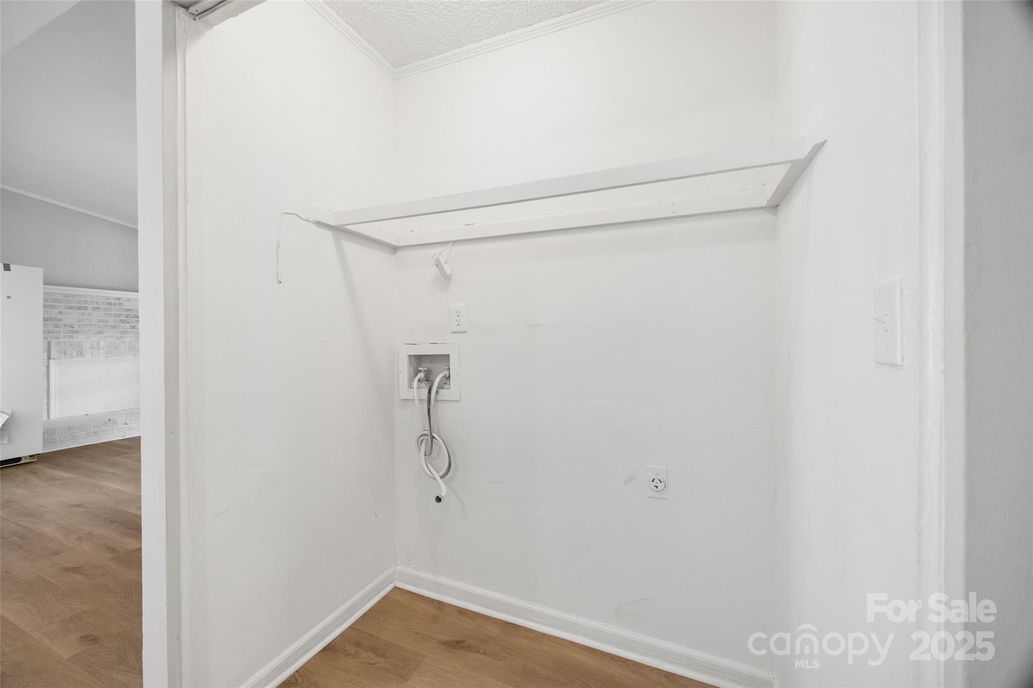 6709 Accrington Court Property Photo 24