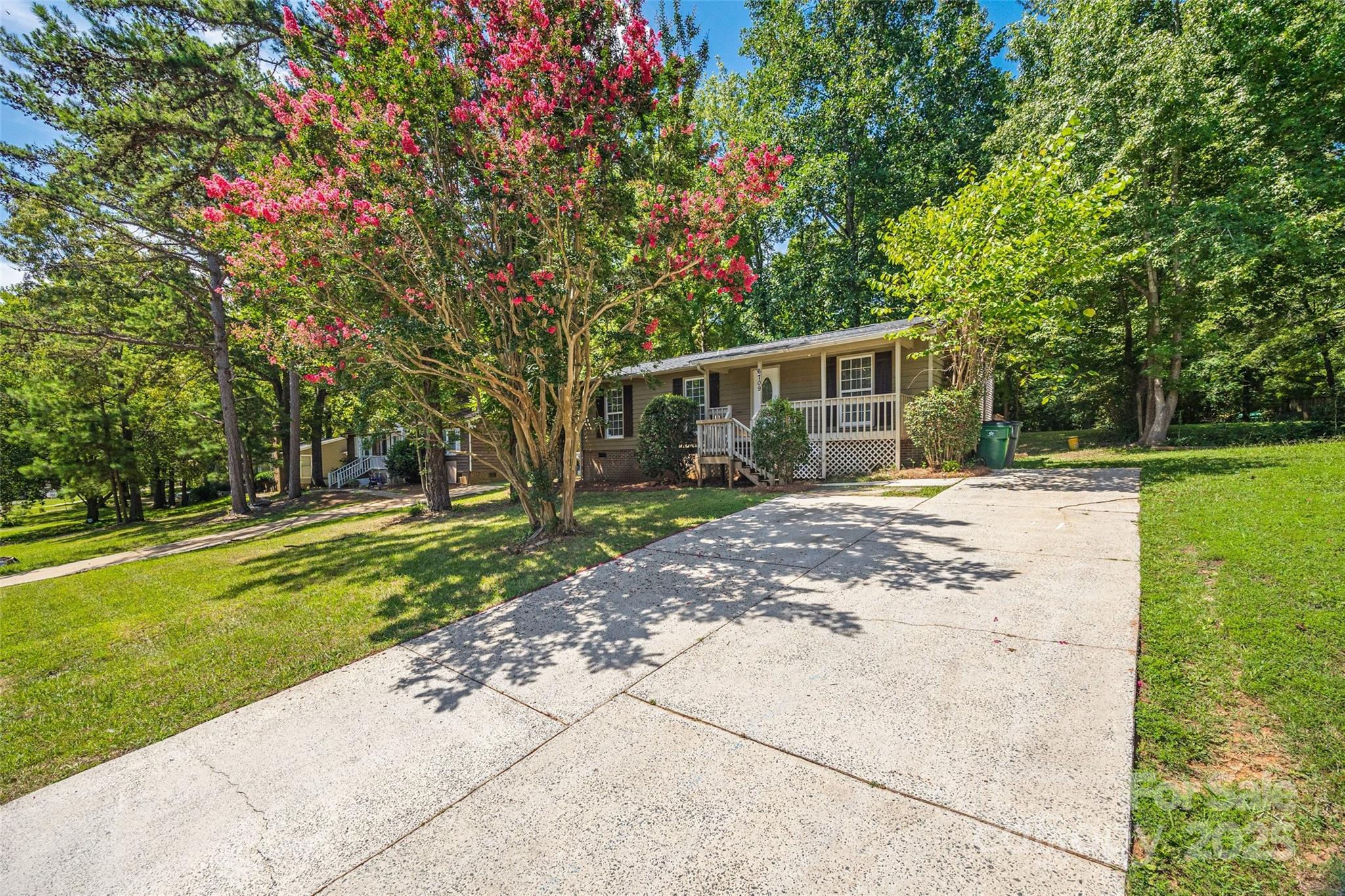 6709 Accrington Court Property Photo 29