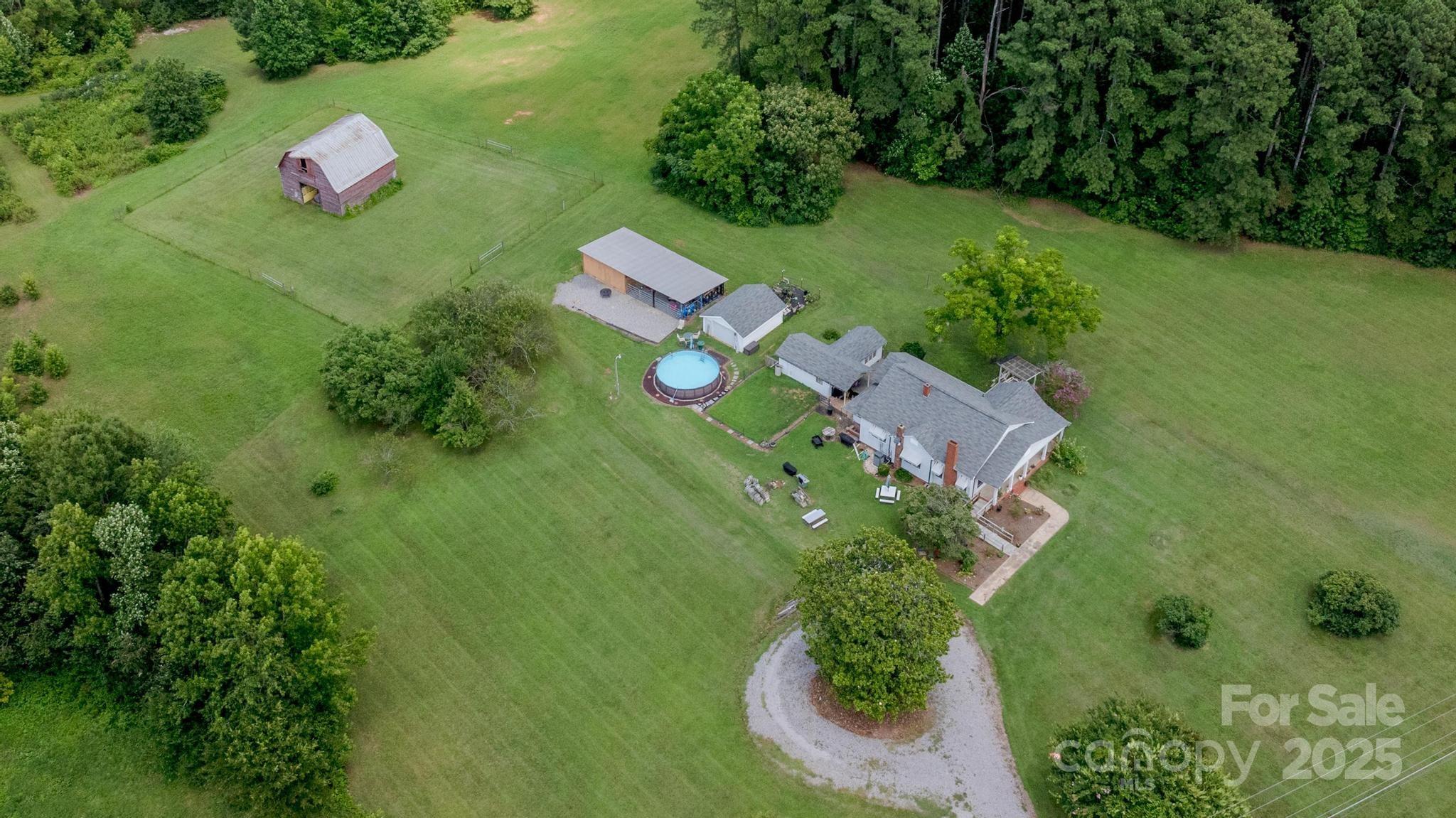 5486 Sherrills Ford Road Property Photo 4