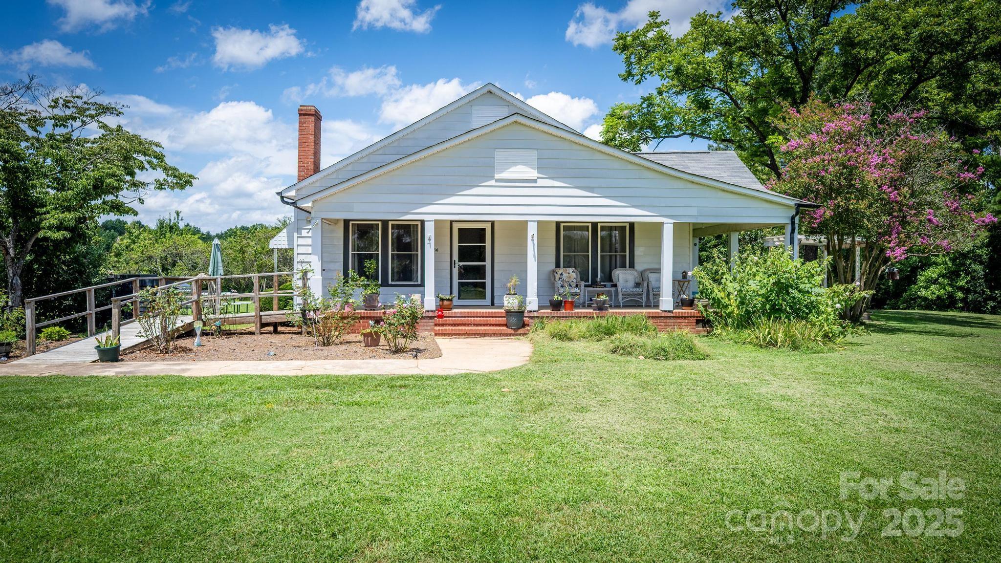 5486 Sherrills Ford Road Property Photo 12