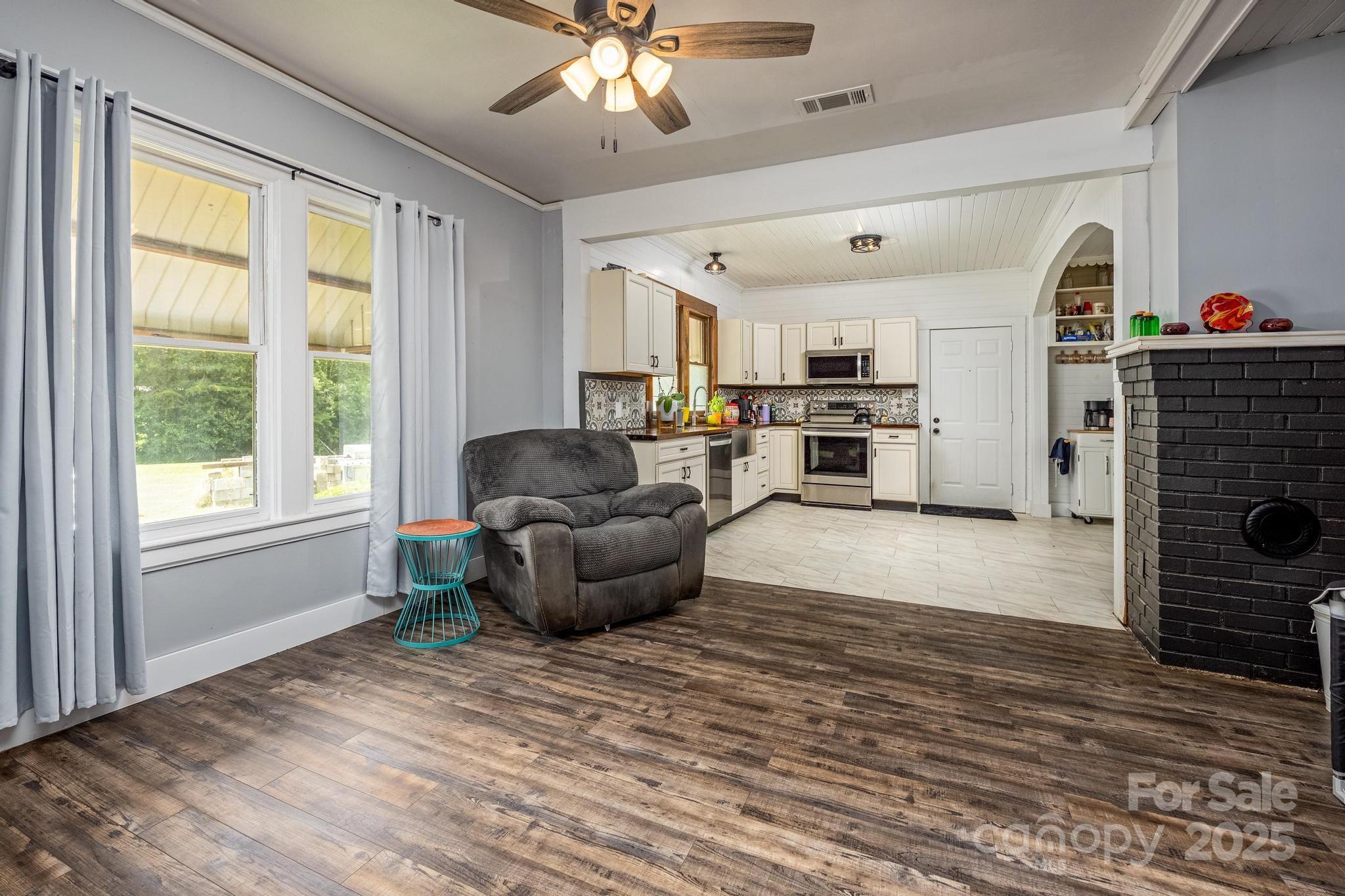 5486 Sherrills Ford Road Property Photo 16