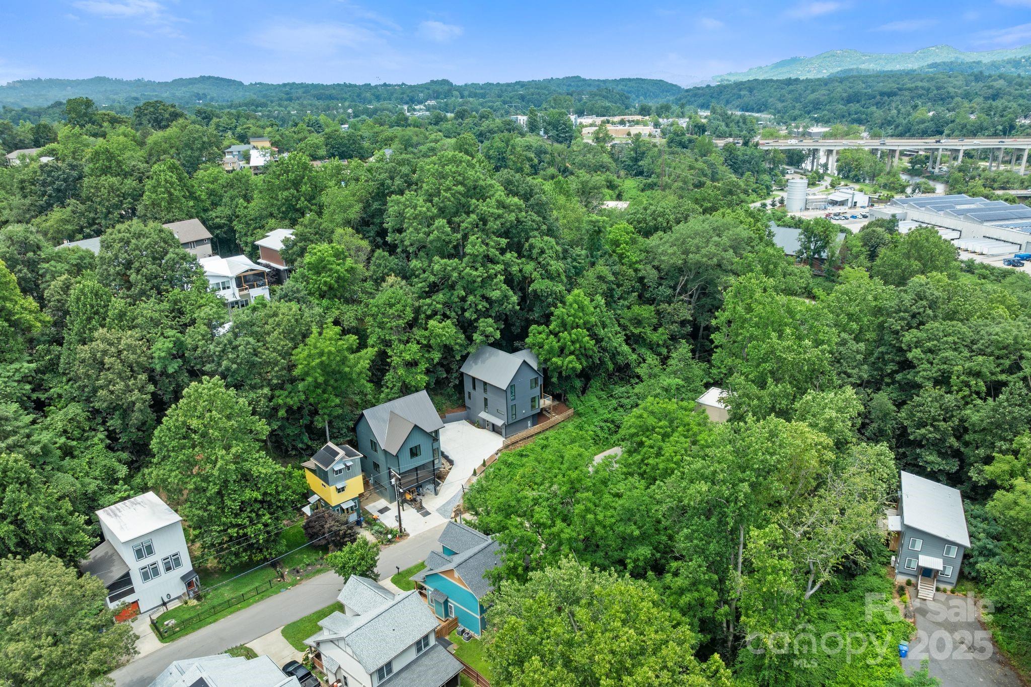 43 Waynesville Avenue Property Photo 45