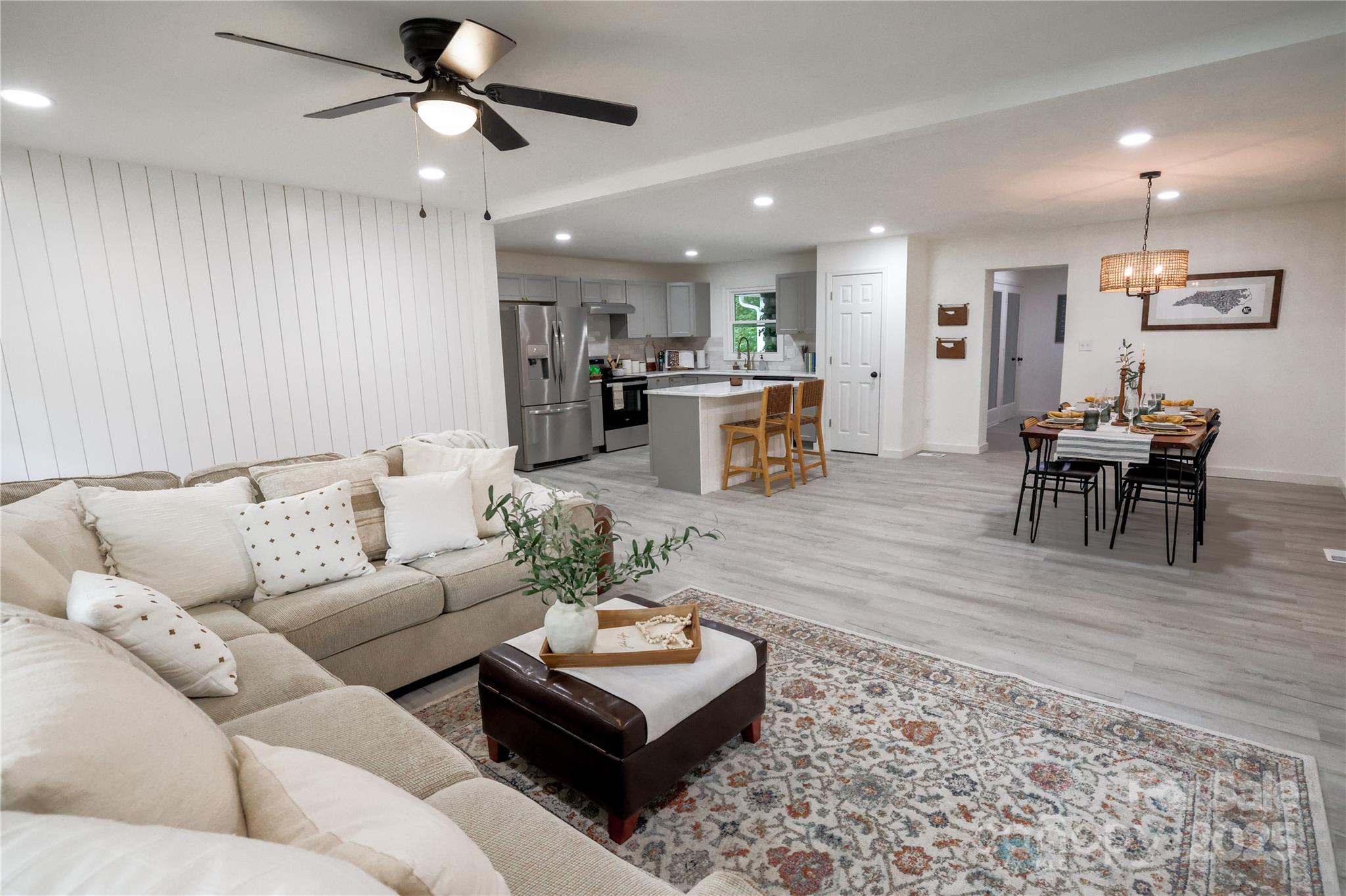 2518 Cove Creek Drive Property Photo 1