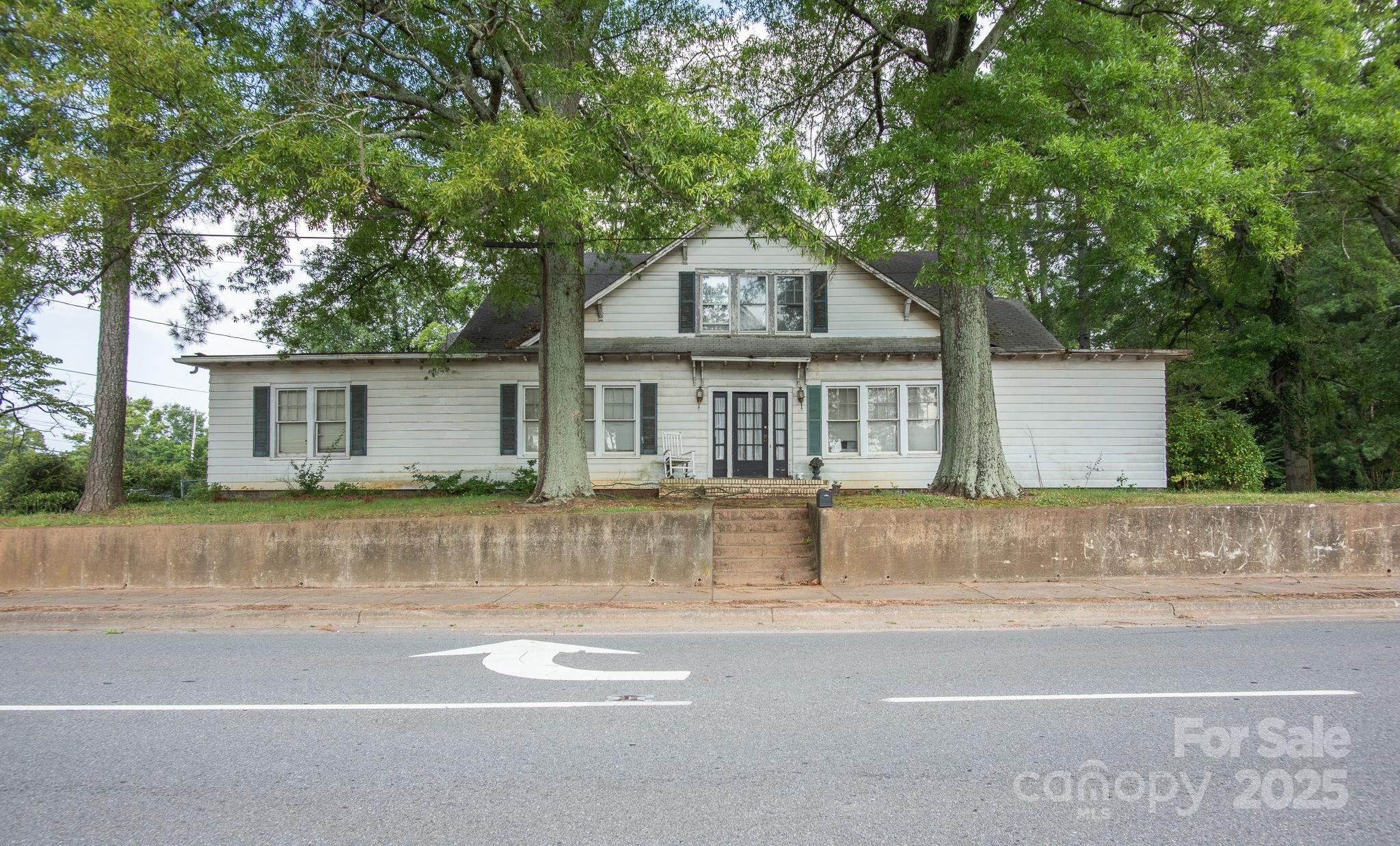 605 N Piedmont Avenue Property Photo 10