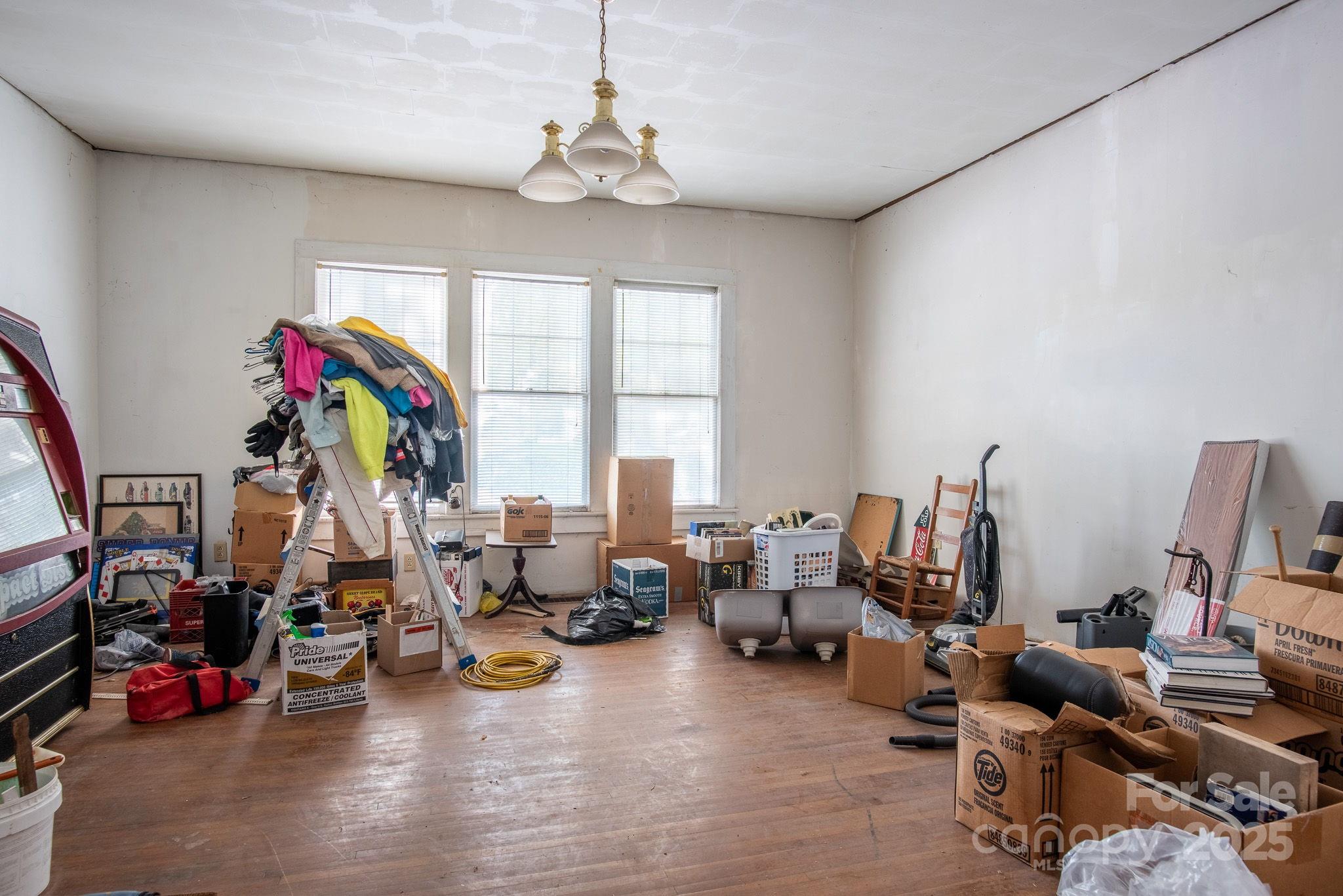 605 N Piedmont Avenue Property Photo 12