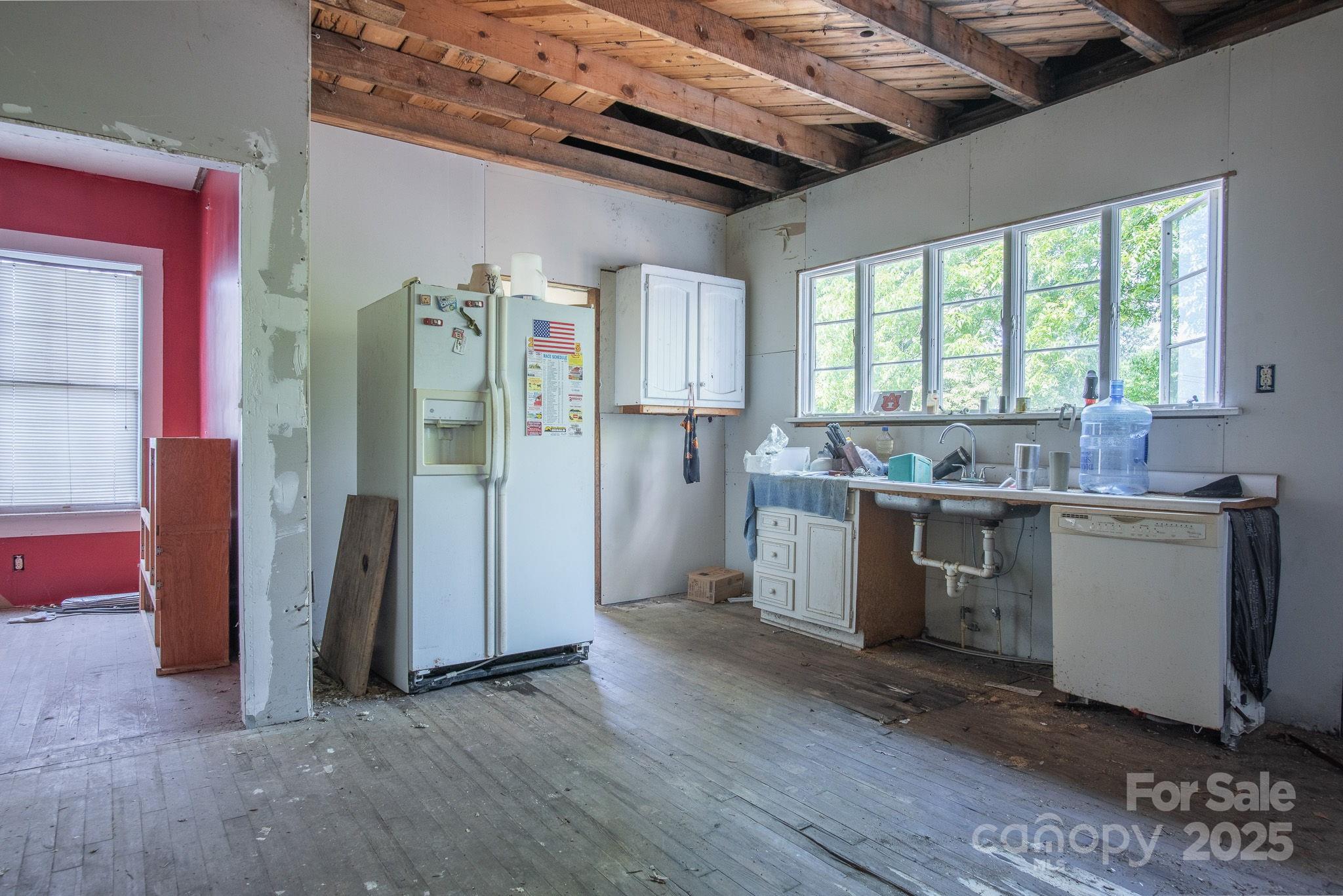 605 N Piedmont Avenue Property Photo 14
