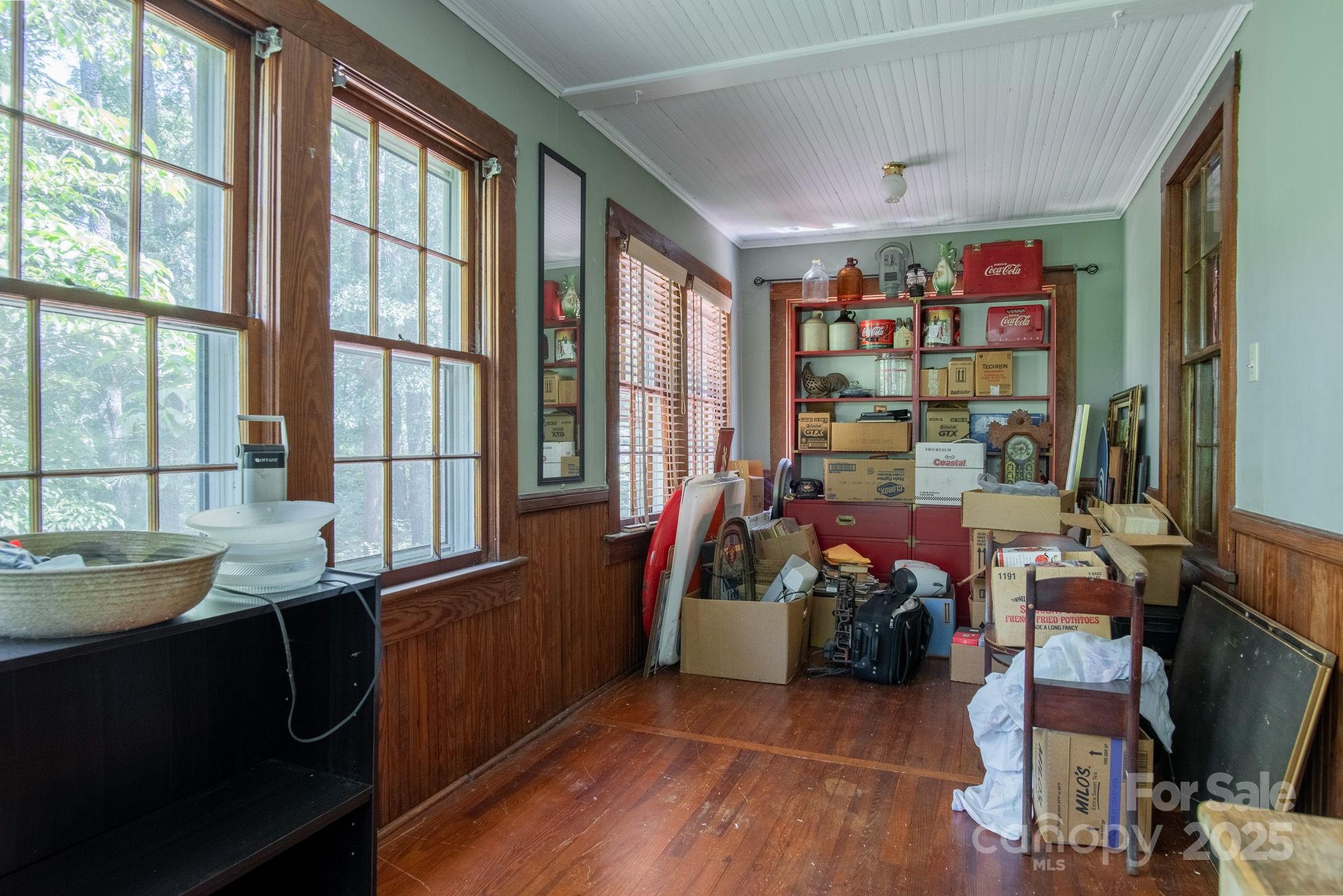 605 N Piedmont Avenue Property Photo 23