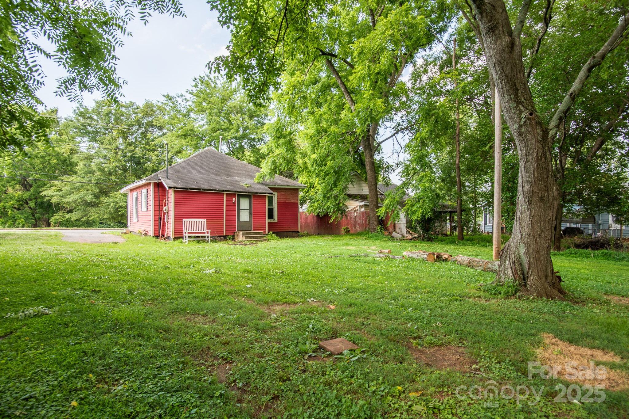 605 N Piedmont Avenue Property Photo 38