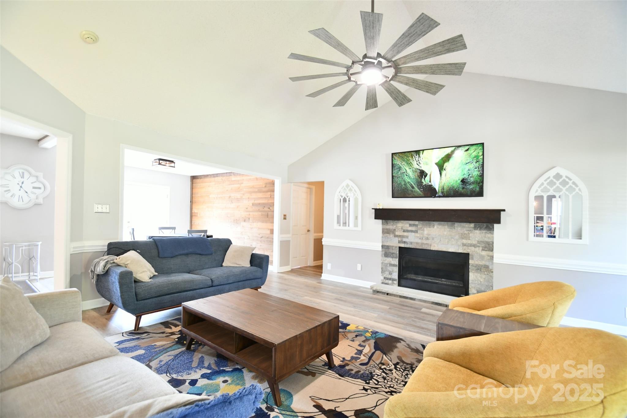 2914 Weatherfield Drive Property Photo 6