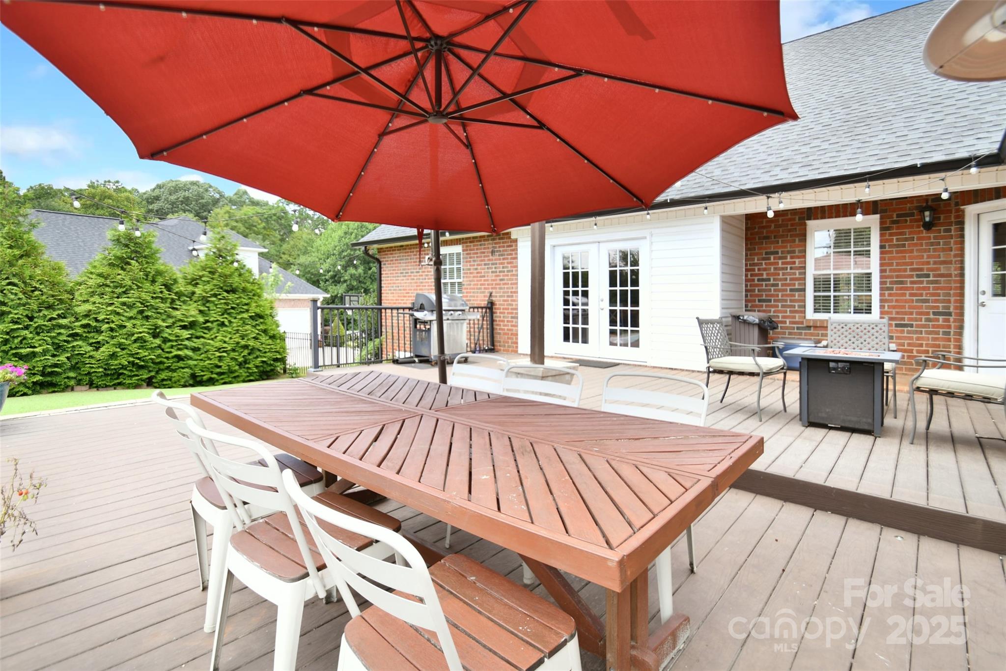 2914 Weatherfield Drive Property Photo 29