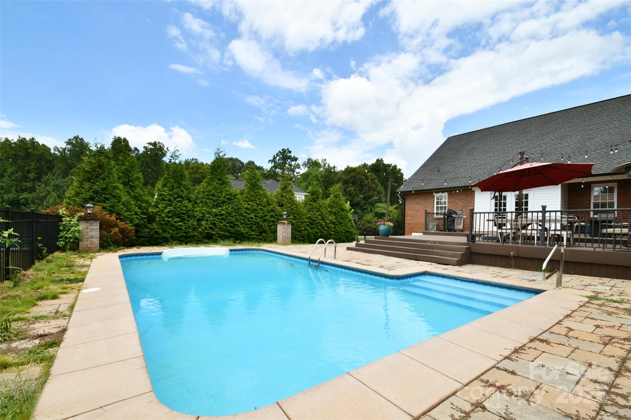 2914 Weatherfield Drive Property Photo 36