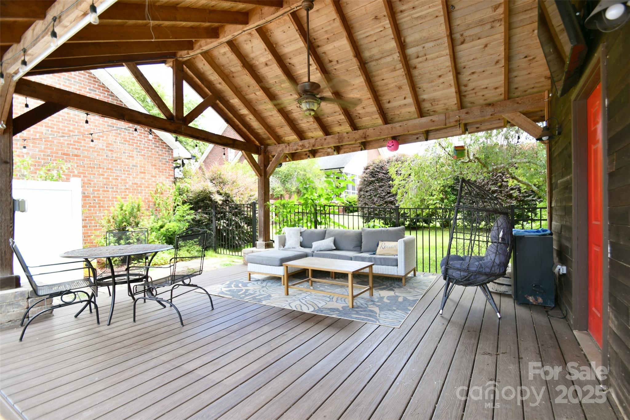 2914 Weatherfield Drive Property Photo 37