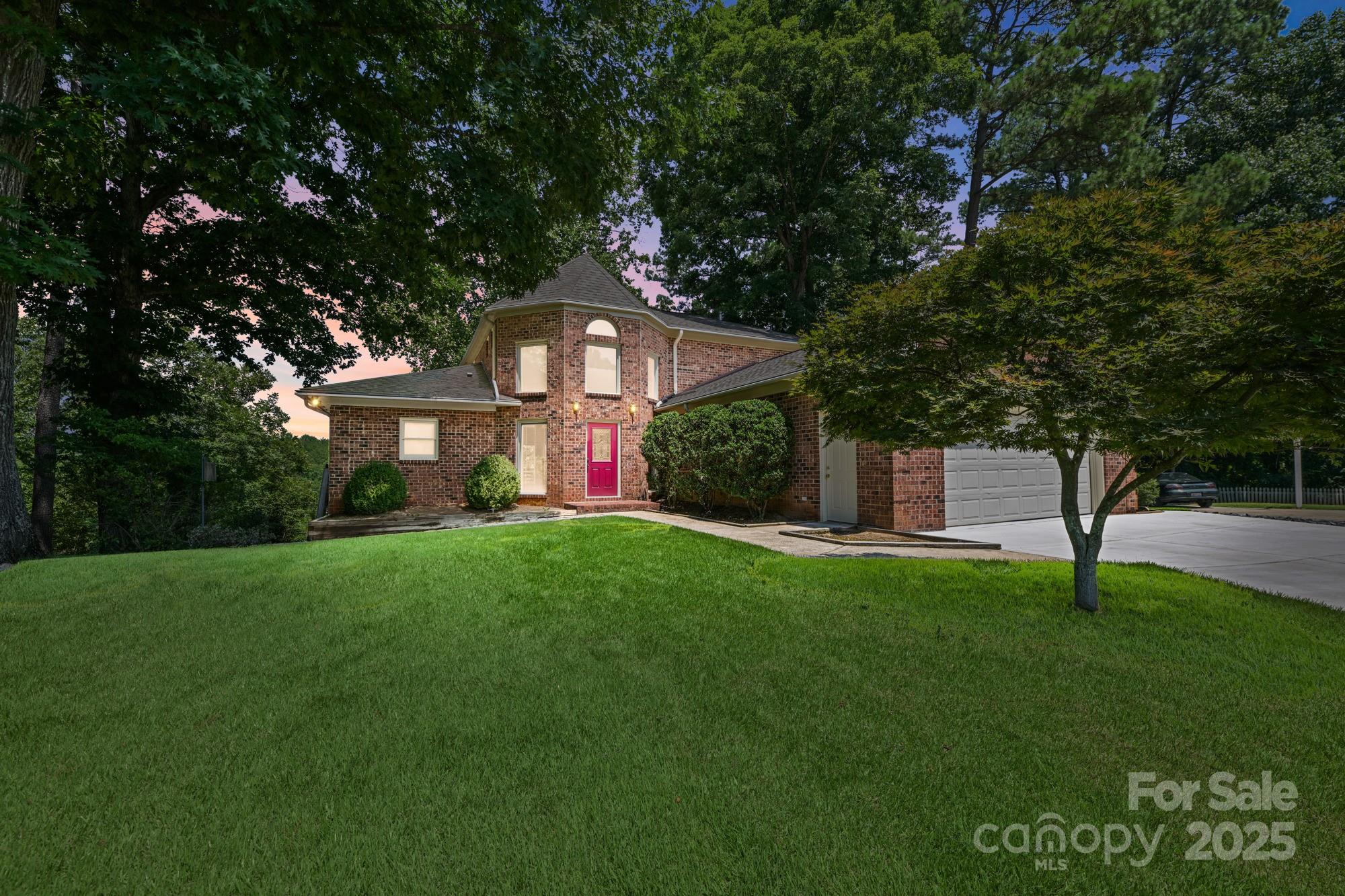 12041 Spinnaker Drive Property Photo 1