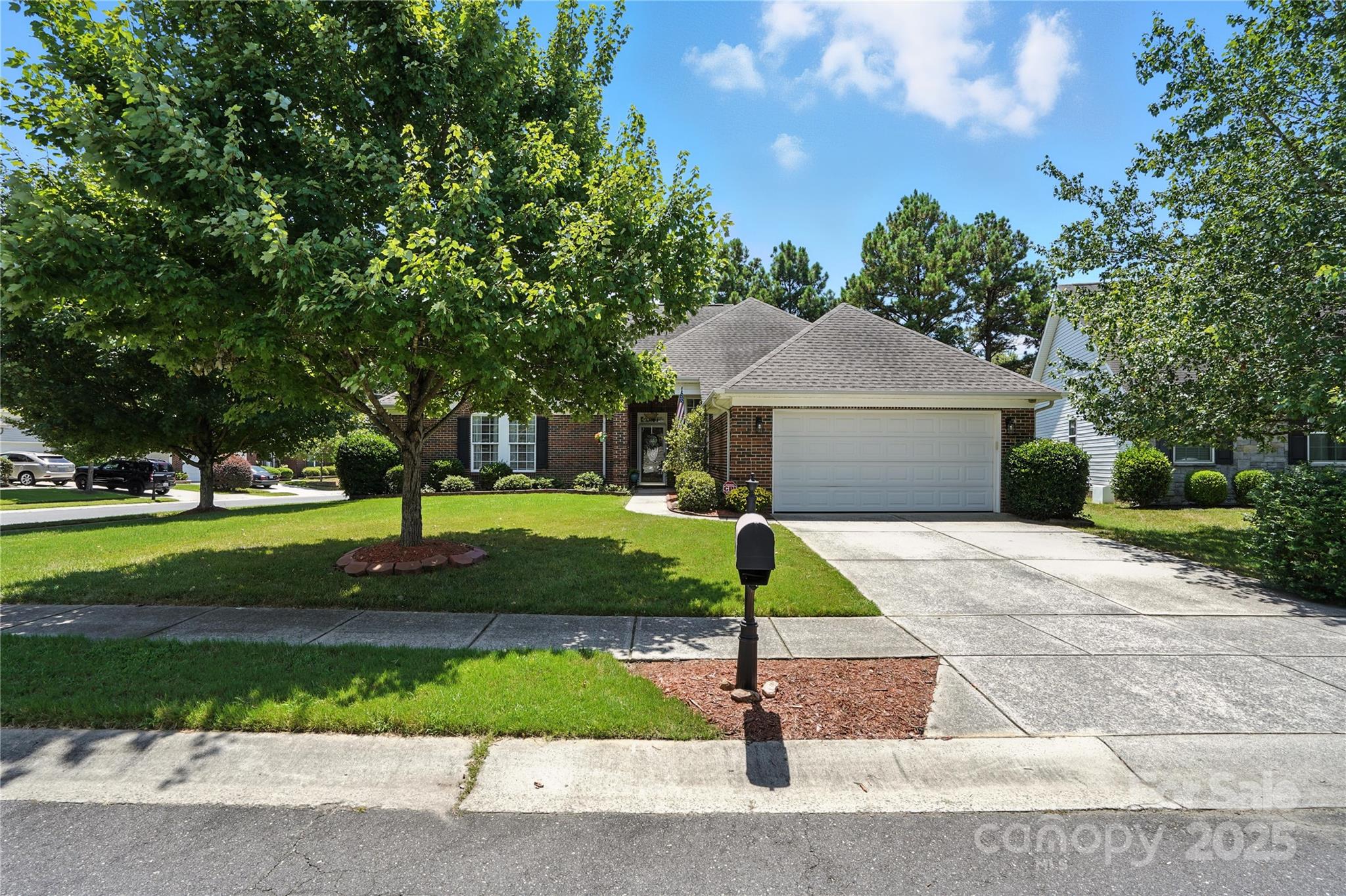 6103 Breckfield Court Property Photo 1