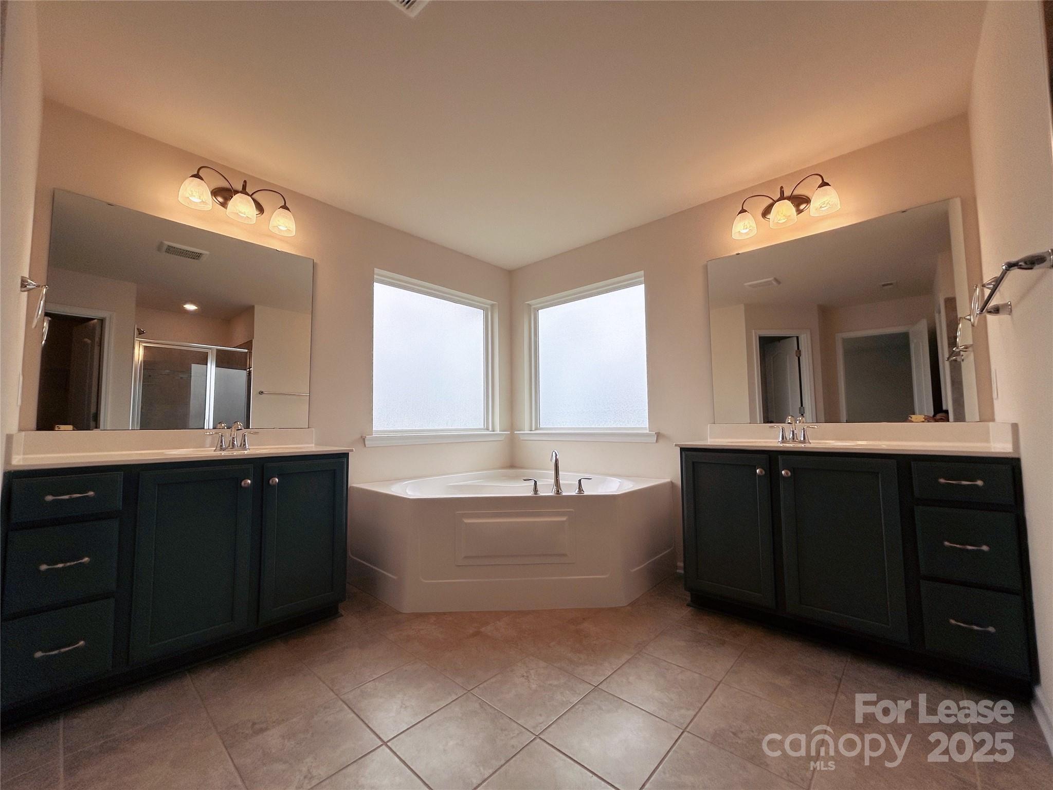 1014 Bannister Road Property Photo 13