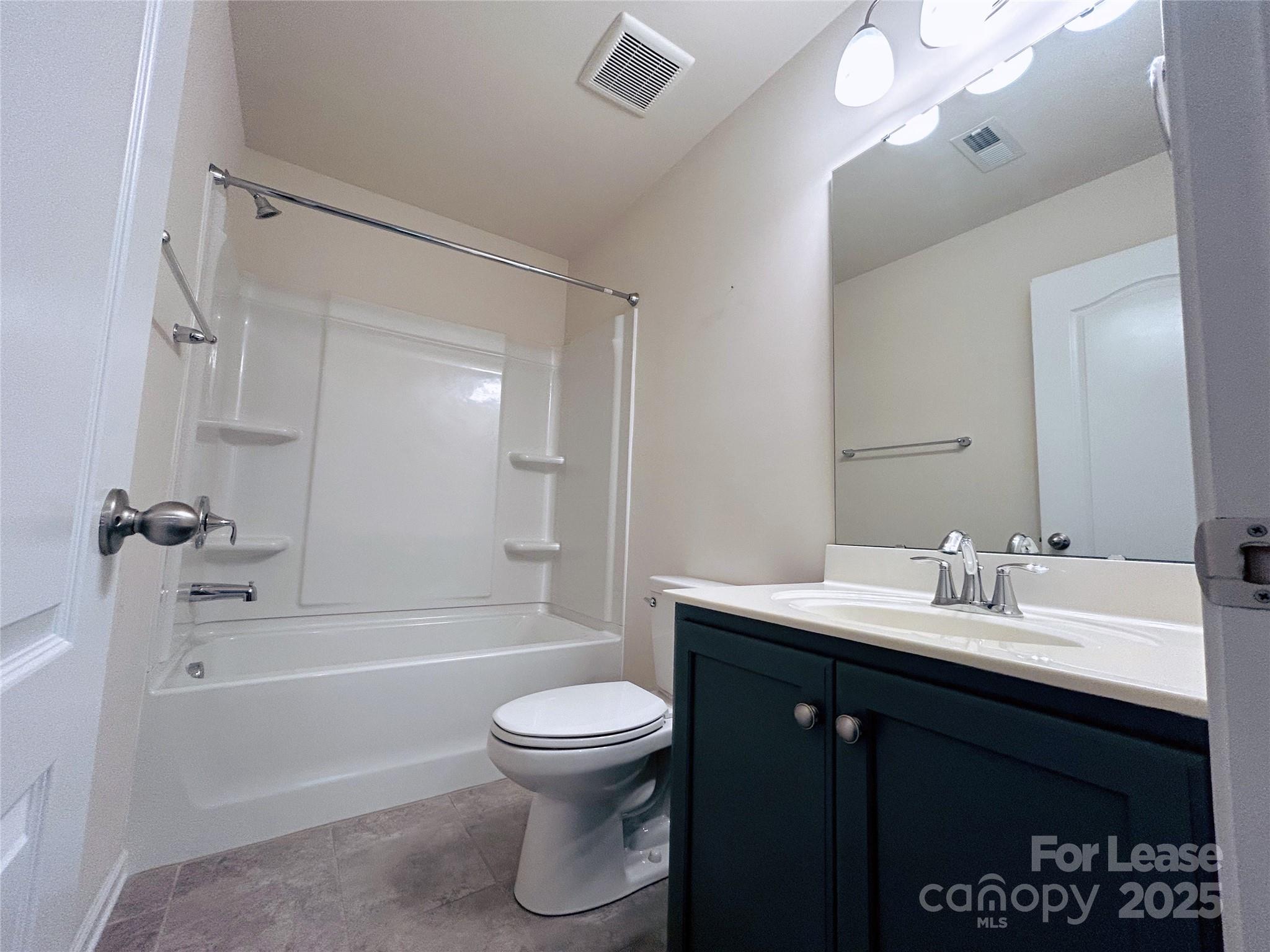 1014 Bannister Road Property Photo 16