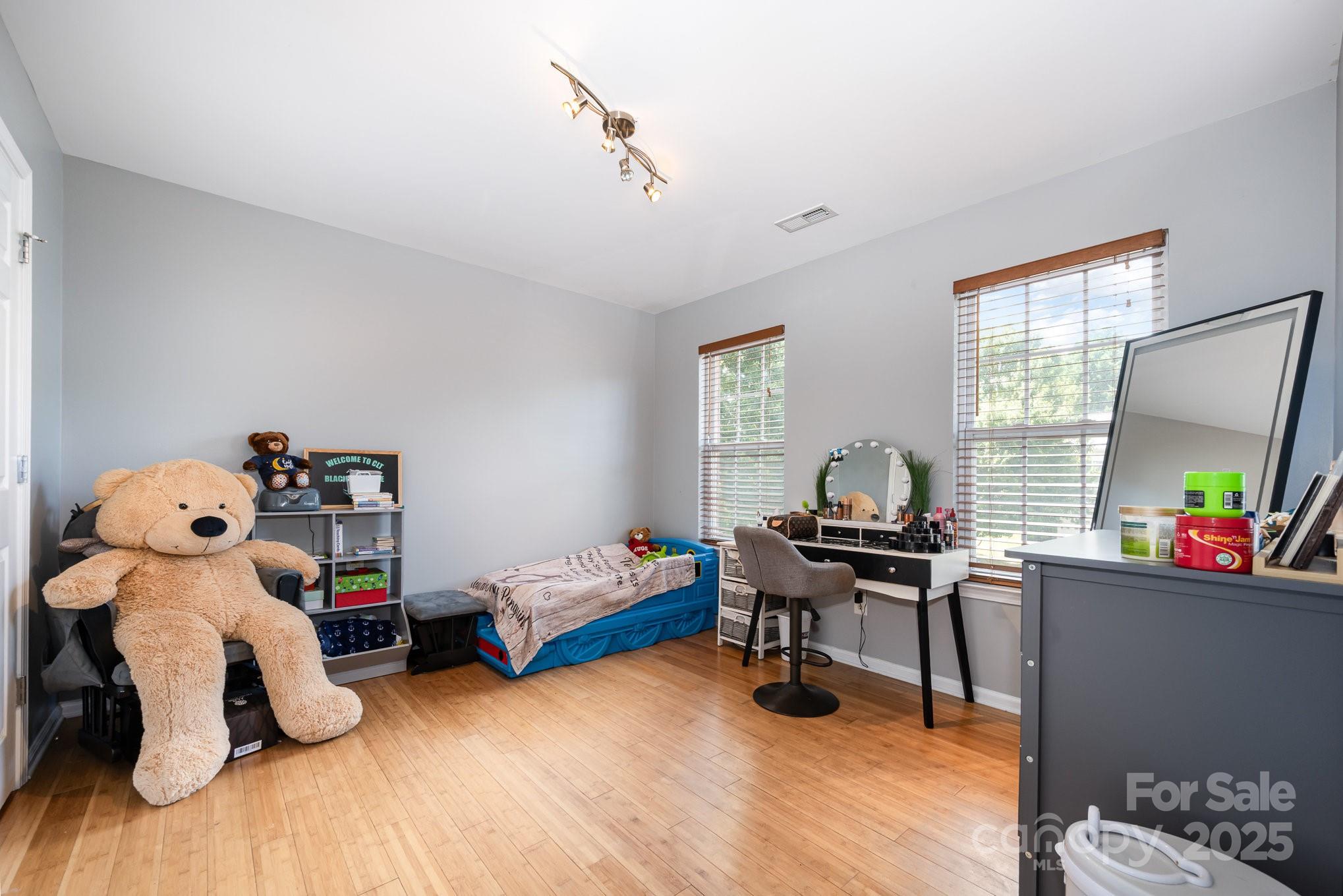 1432 Bedlington Drive Property Photo 25