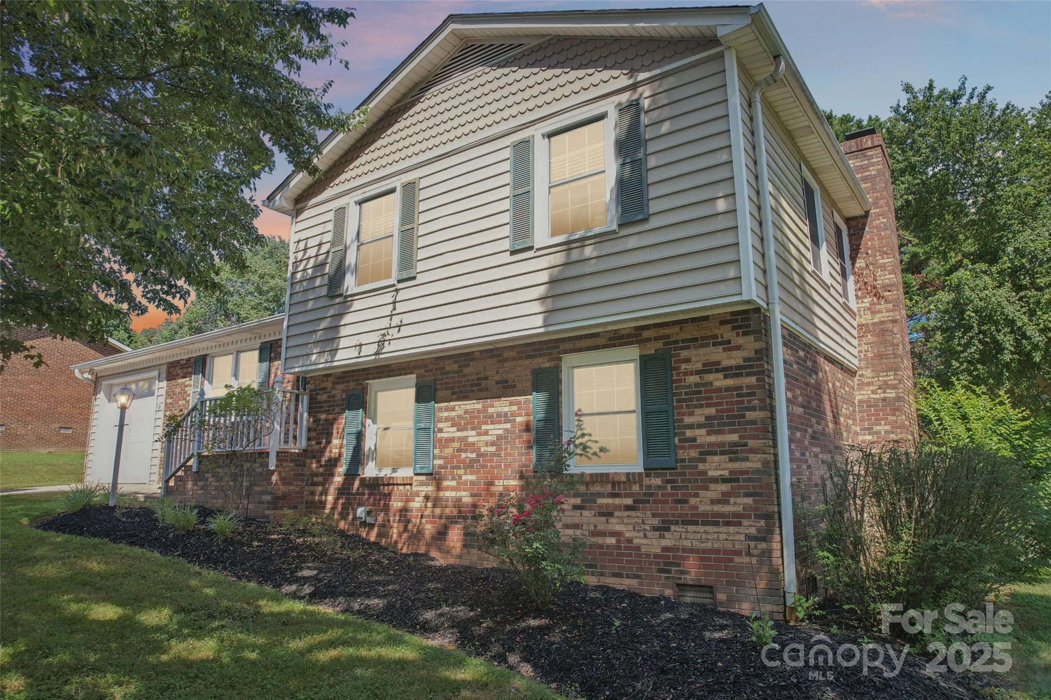 1202 Candlewood Drive Property Photo 1
