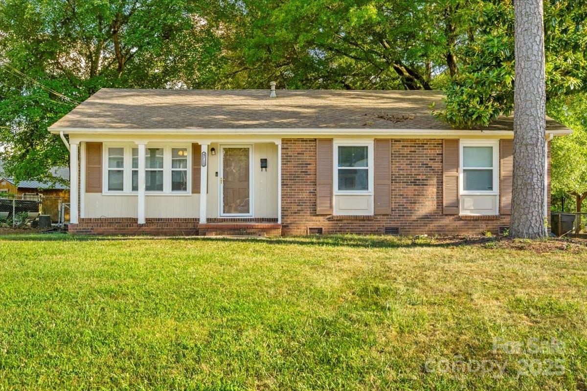 4713 Woodway Place Property Photo 1