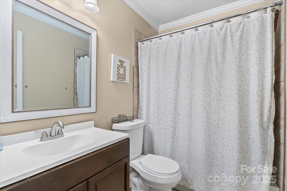 4713 Woodway Place Property Photo 14