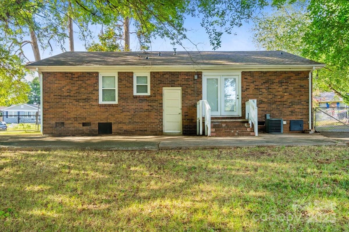4713 Woodway Place Property Photo 23