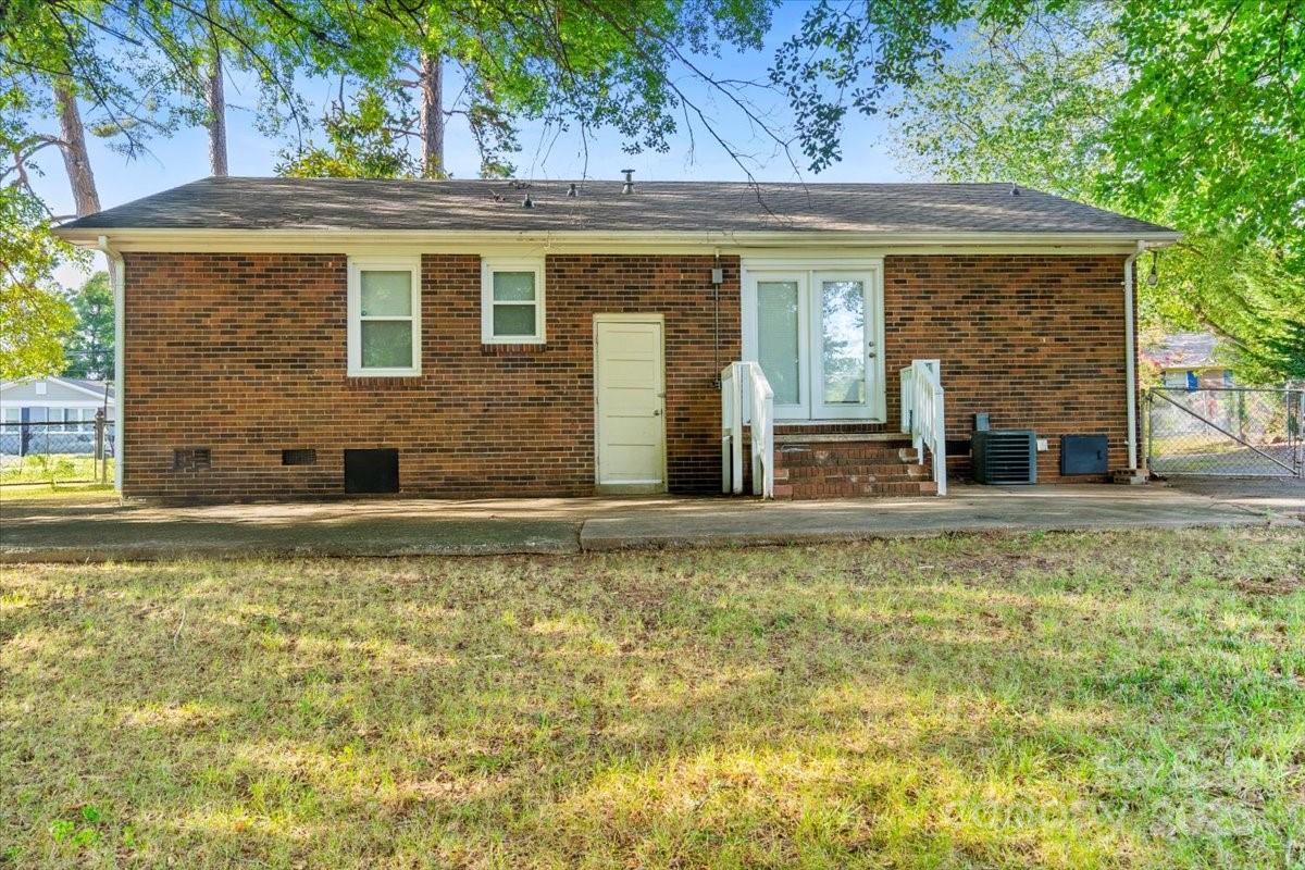 4713 Woodway Place Property Photo 25
