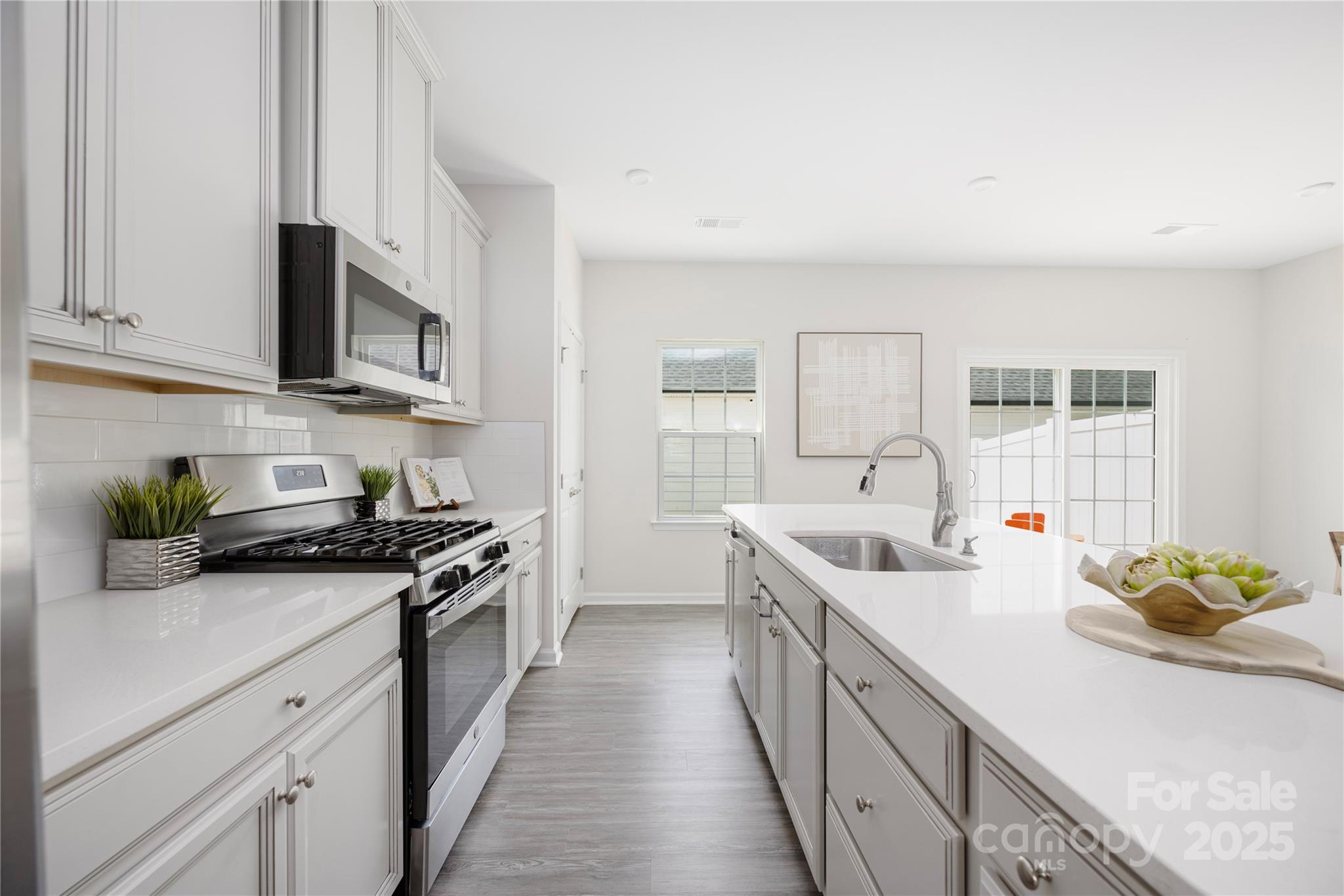 5008 Patton Drive Property Photo 11