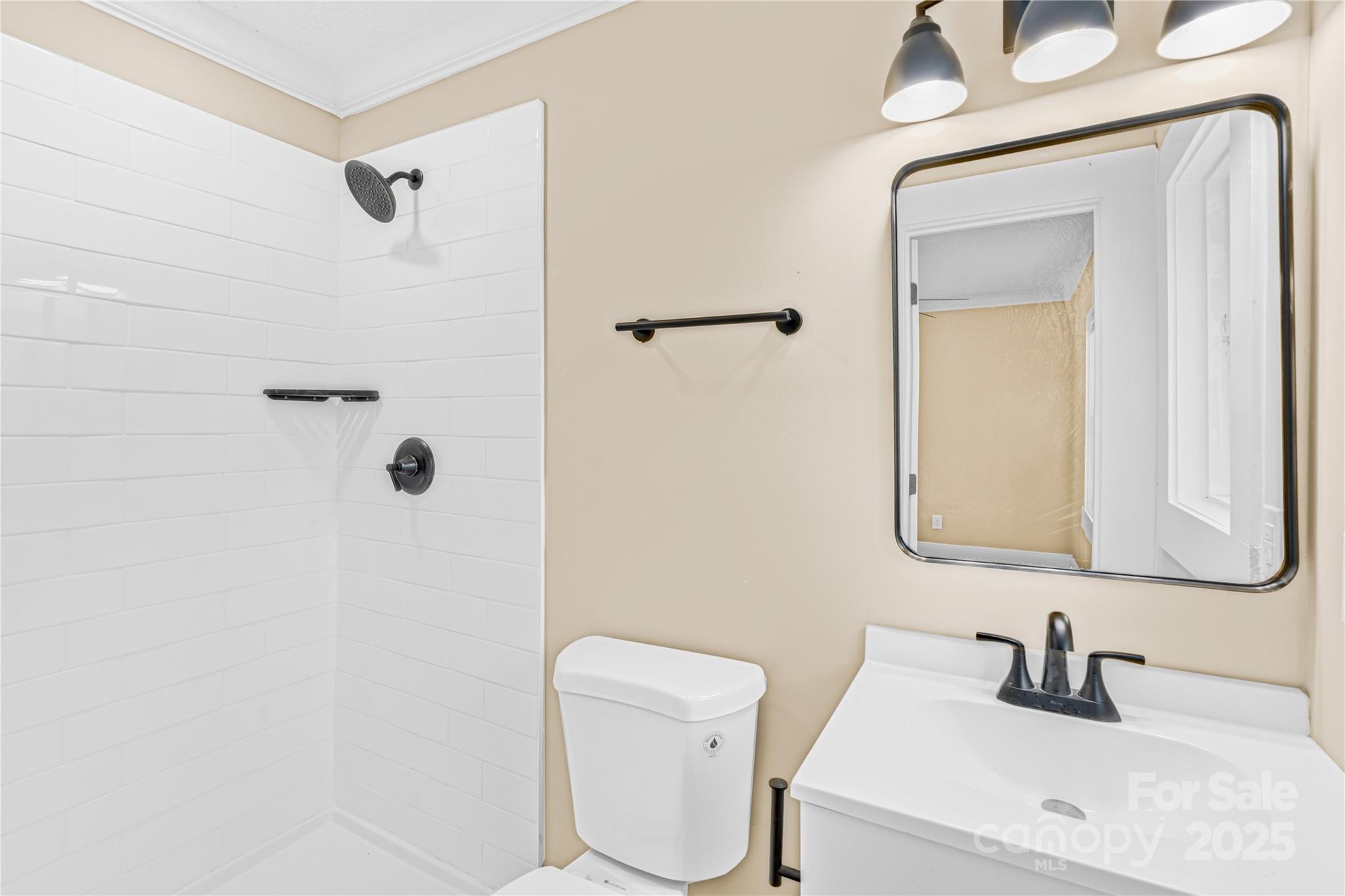 95 Johnson Street Property Photo 15