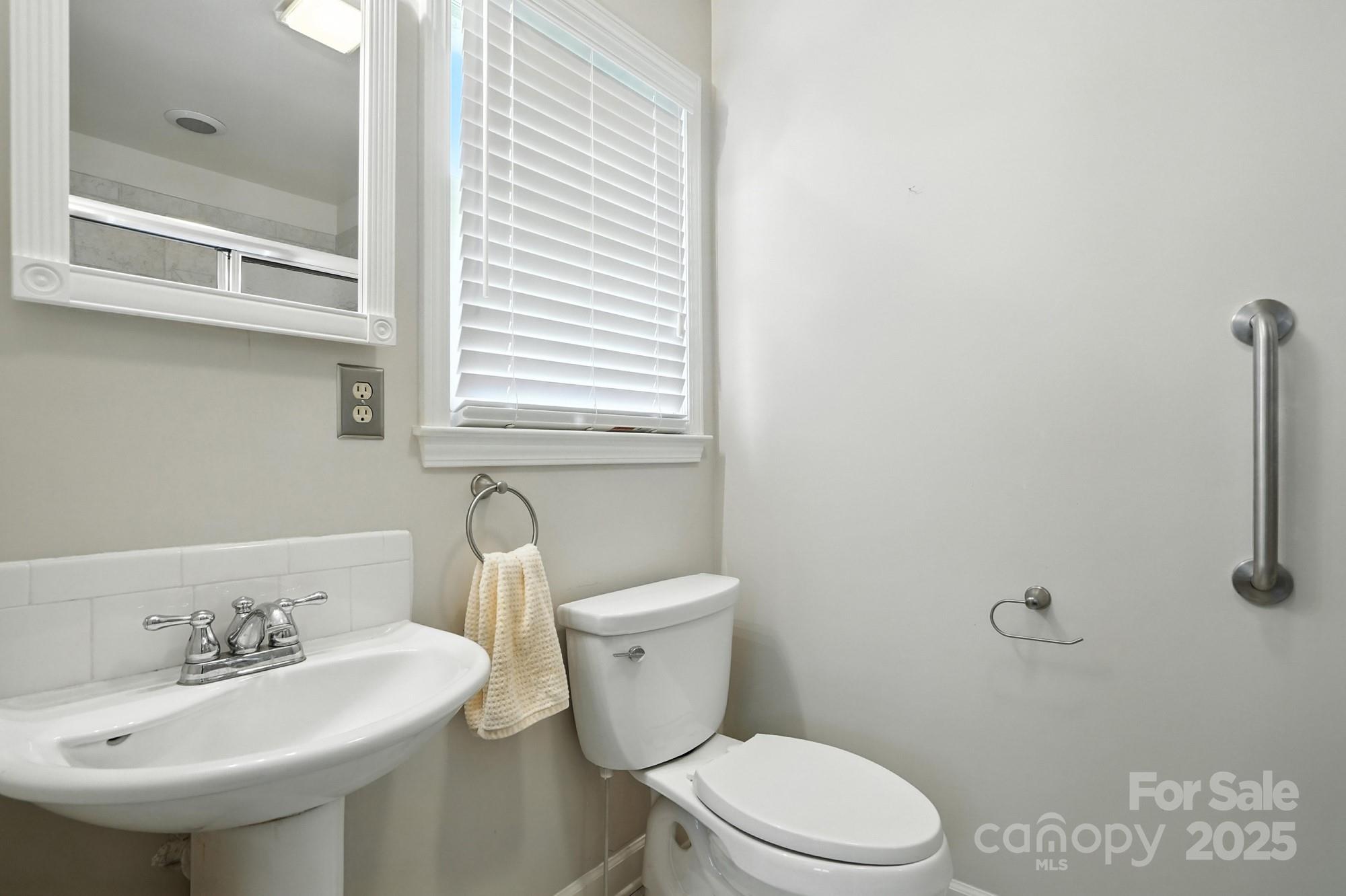 3427 N Nc 16 Highway Property Photo 17
