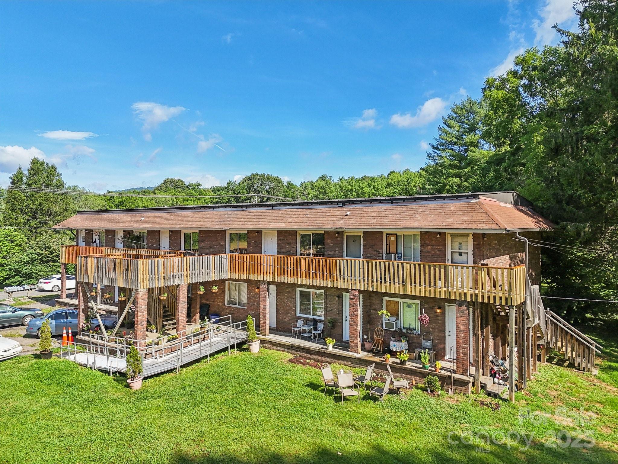 165 Jones Cove Road Property Photo 1