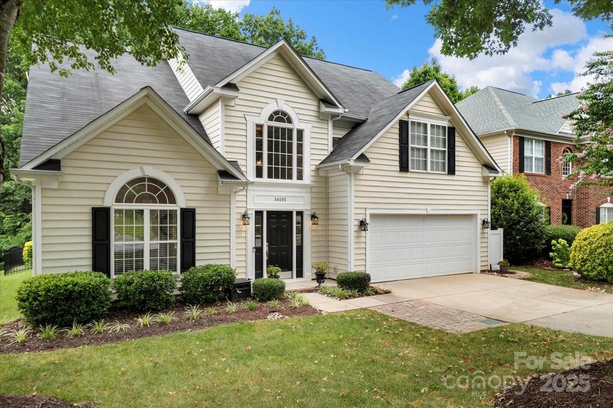 16101 Hollingbourne Road Property Photo 2