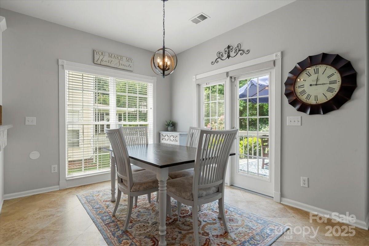 16101 Hollingbourne Road Property Photo 17