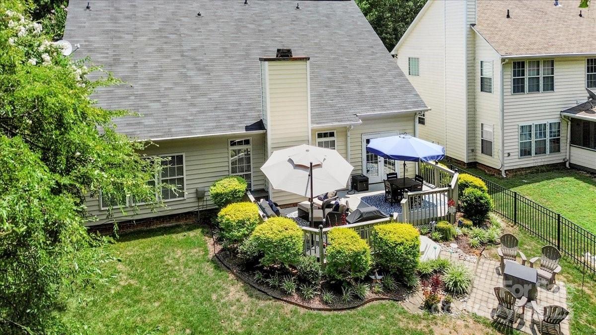 16101 Hollingbourne Road Property Photo 34