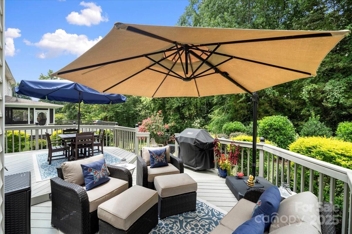 16101 Hollingbourne Road Property Photo 37