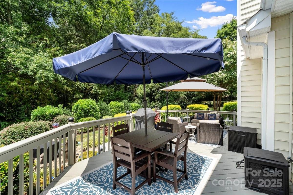 16101 Hollingbourne Road Property Photo 38