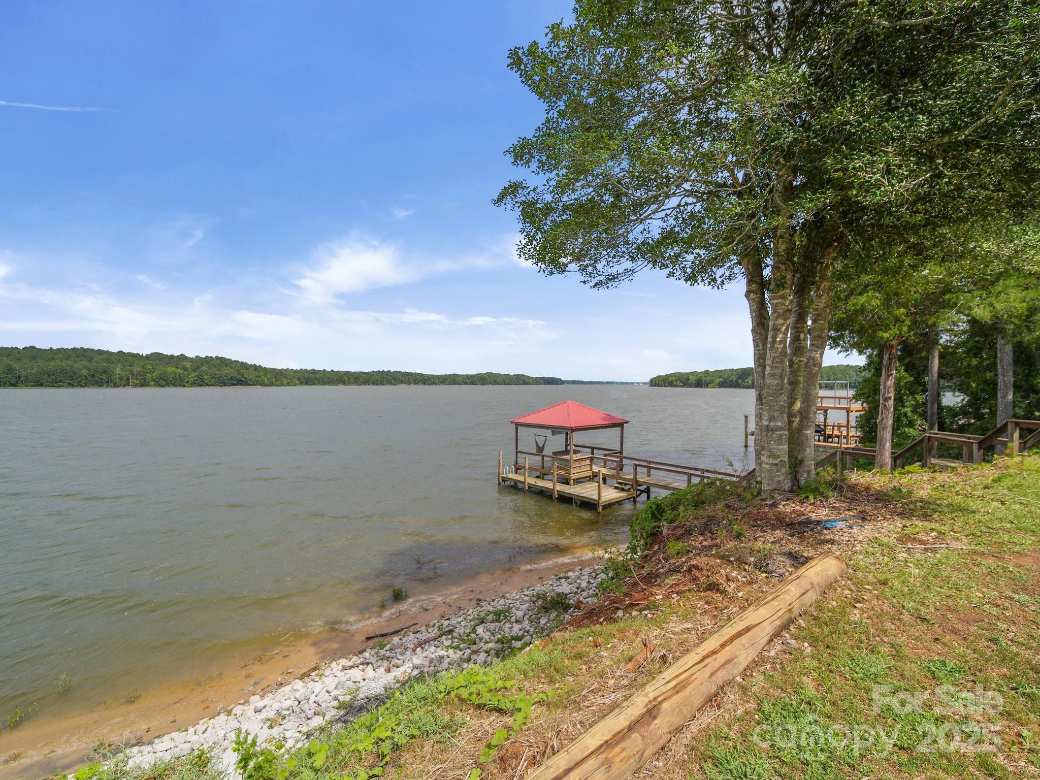 275 S Waters Edge Drive Property Photo 21