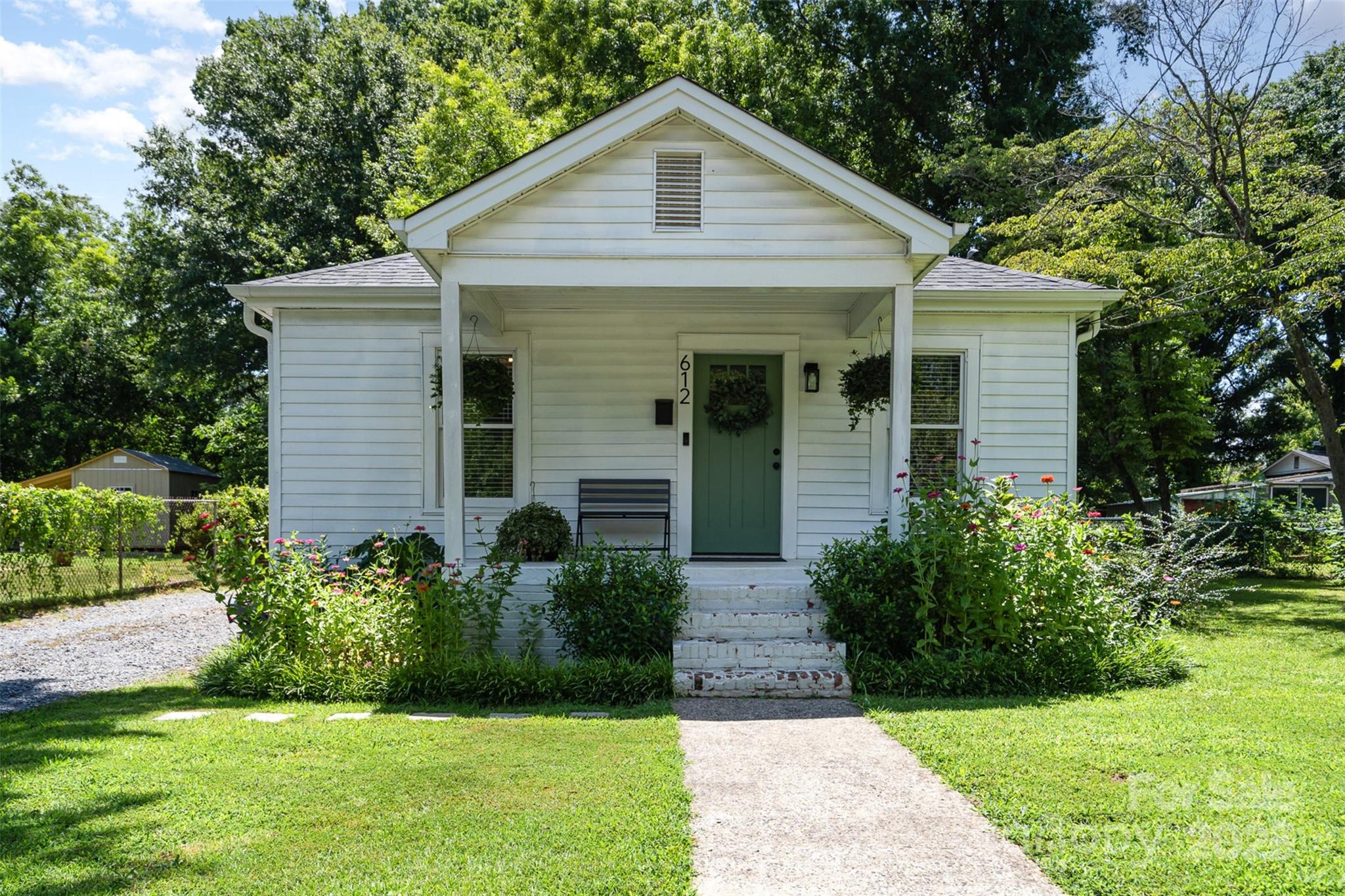 612 Cauthen Street Property Photo 1