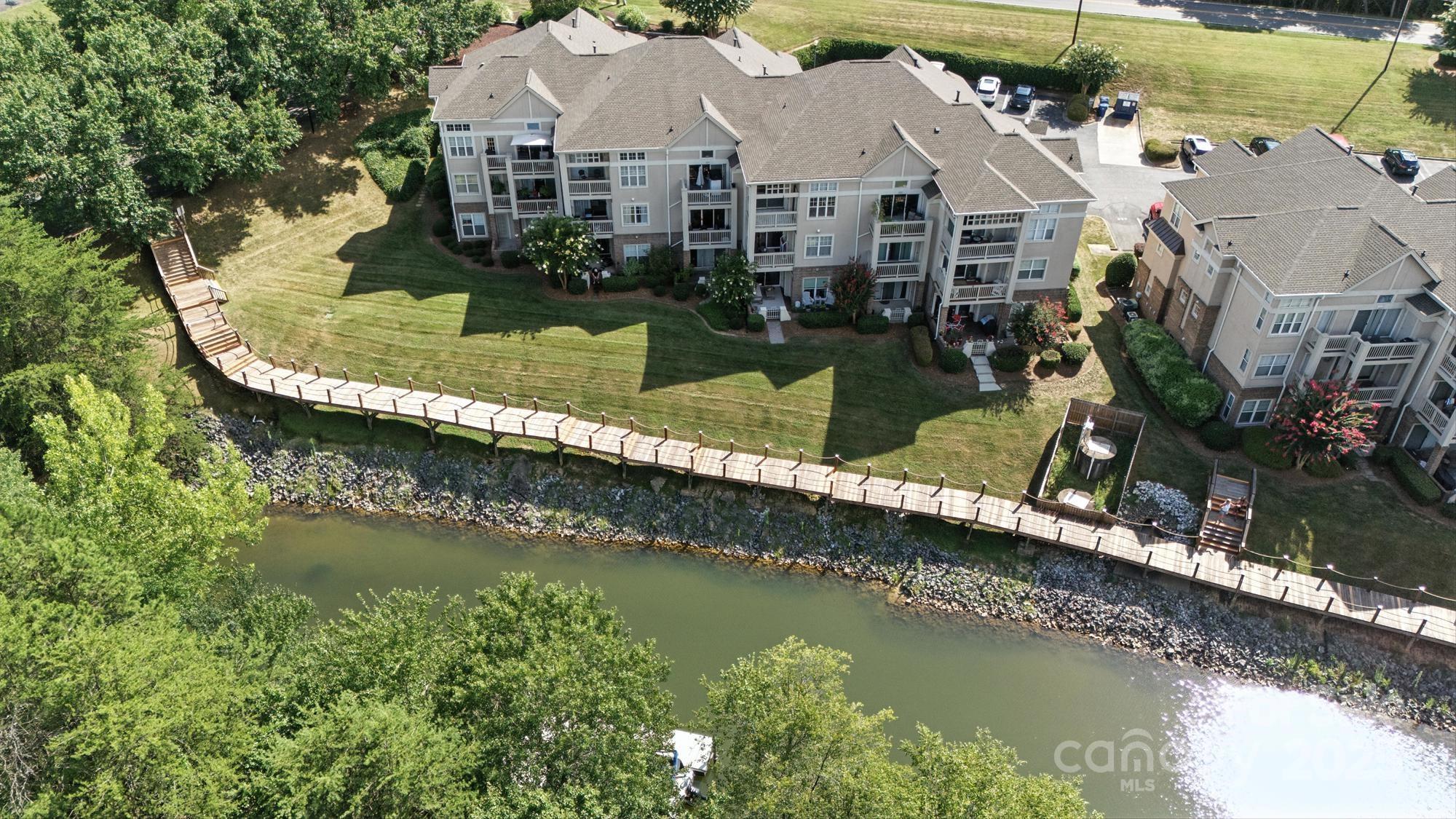 108 Pier 33 Drive 409 Property Photo 1