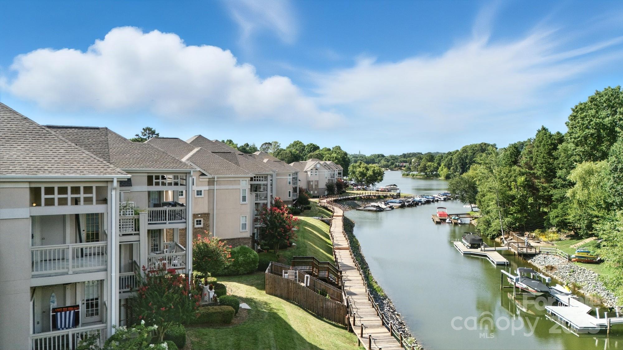 108 Pier 33 Drive 409 Property Photo 5